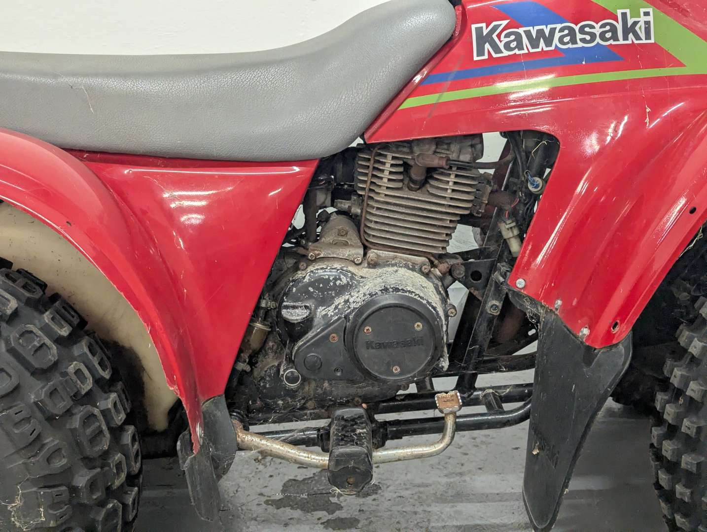 <p>1989 KAWASAKI BAYOU 290CC</p>