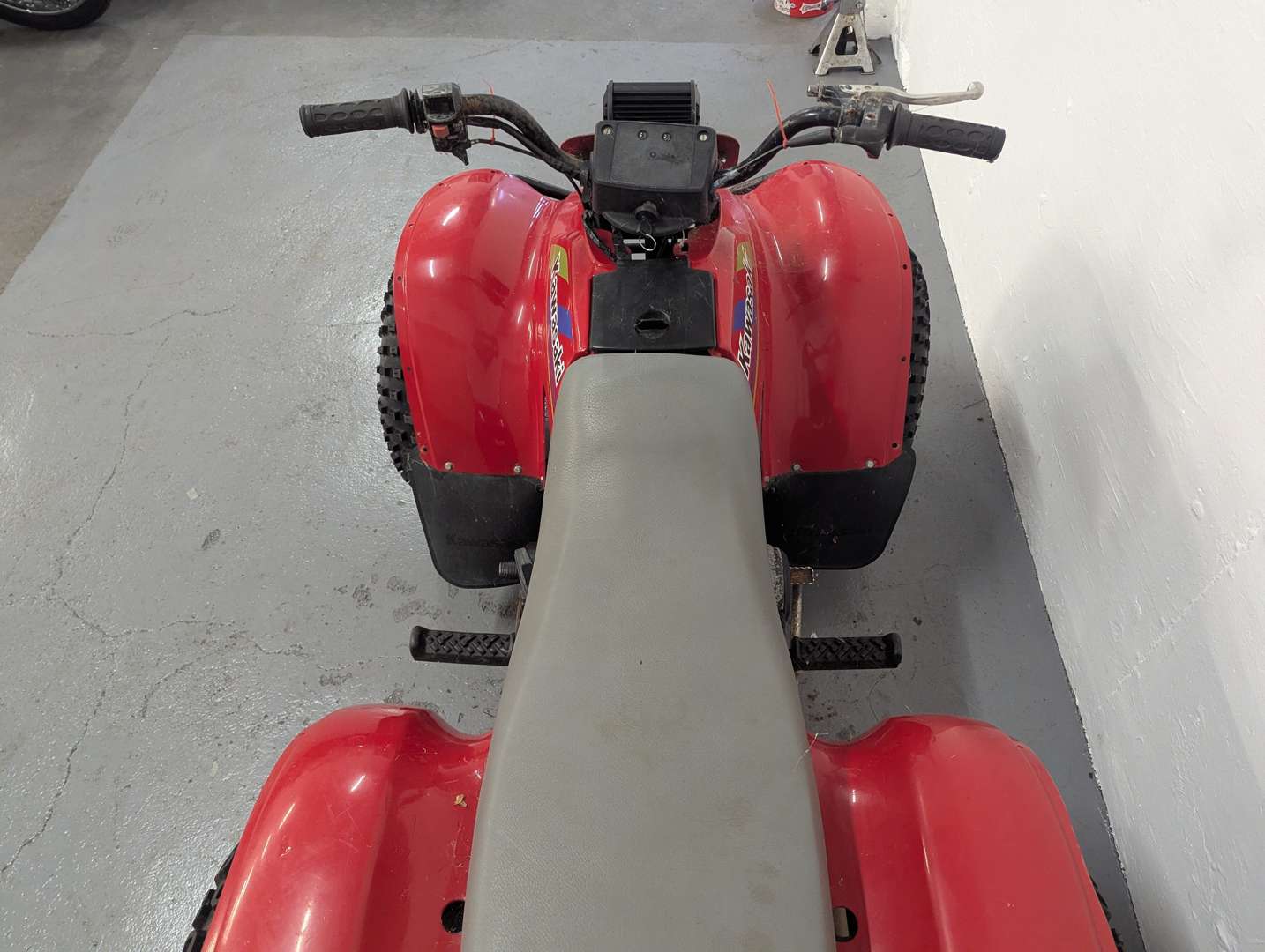 <p>1989 KAWASAKI BAYOU 290CC</p>