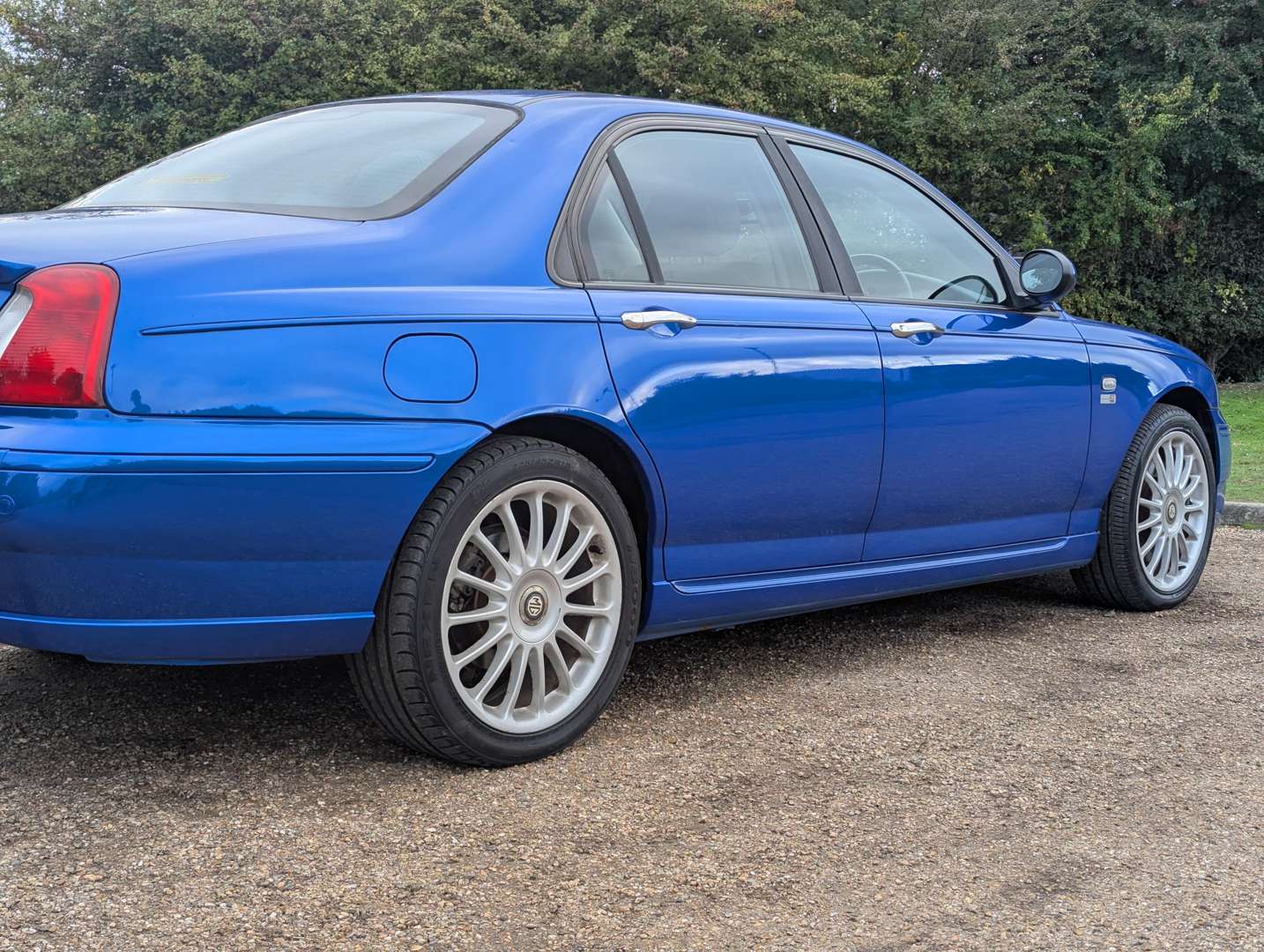 <p>2004 MG ZT+ 2.5 V6</p>