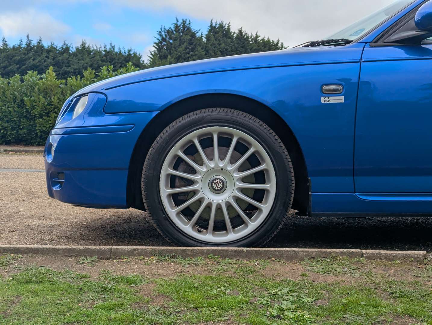 <p>2004 MG ZT+ 2.5 V6</p>