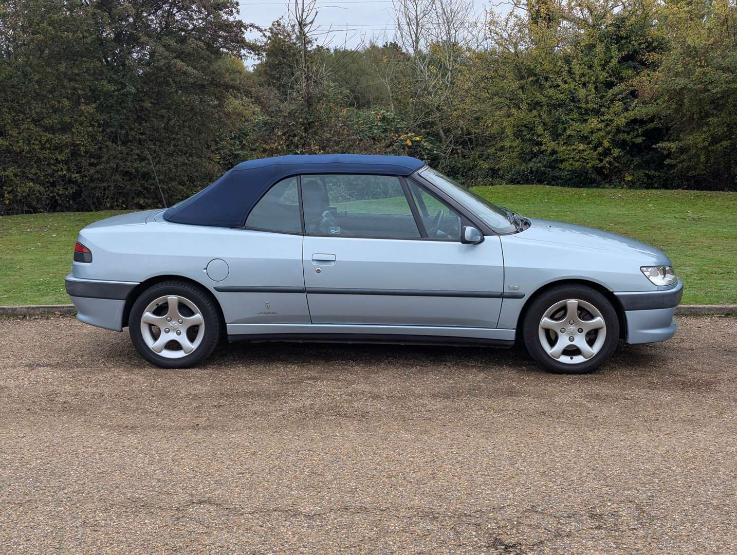 <p>2001 PEUGEOT 306 CABRIOLET S 16V</p>