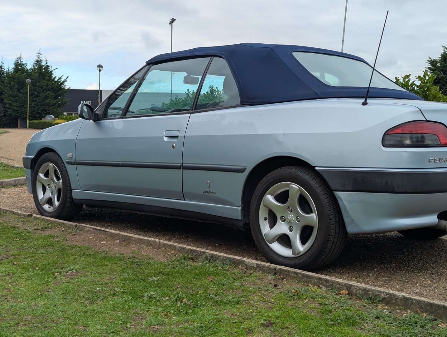 <p>2001 PEUGEOT 306 CABRIOLET S 16V</p>