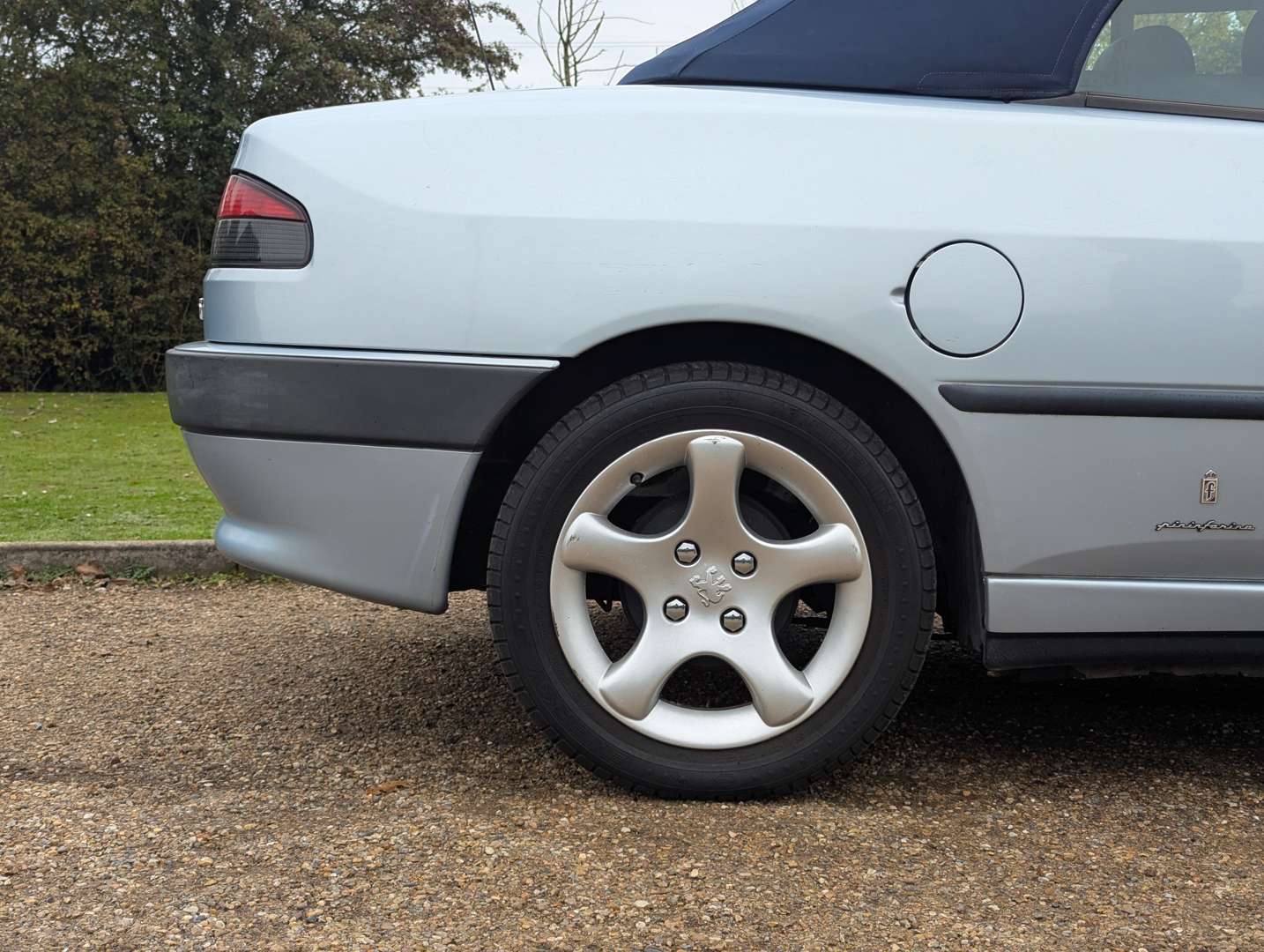 <p>2001 PEUGEOT 306 CABRIOLET S 16V</p>