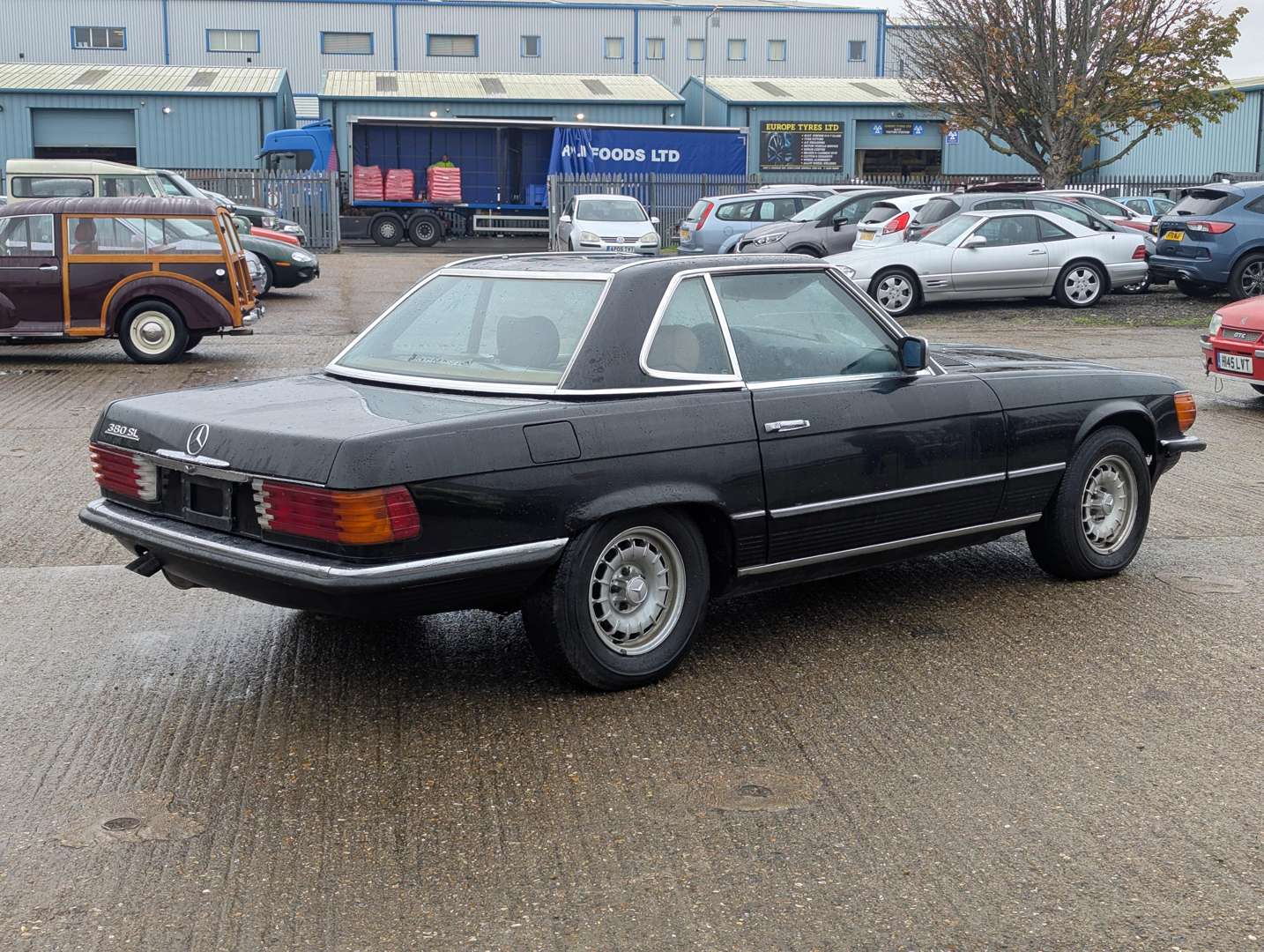 <p>1985 MERCEDES 380SL LHD</p>