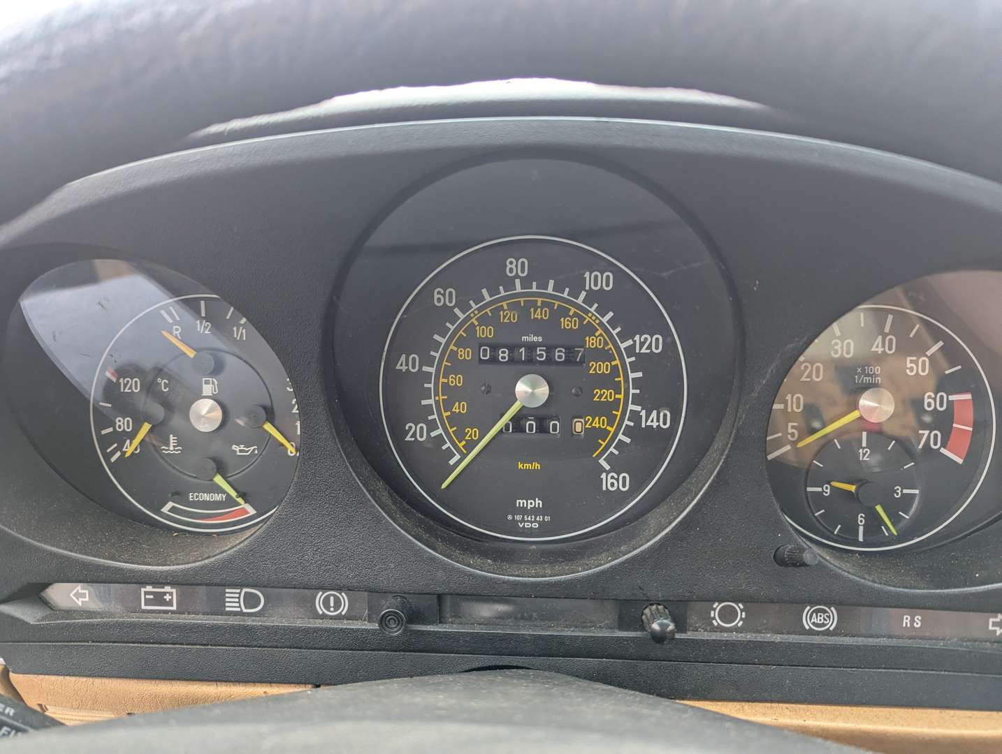 <p>1985 MERCEDES 380SL LHD</p>