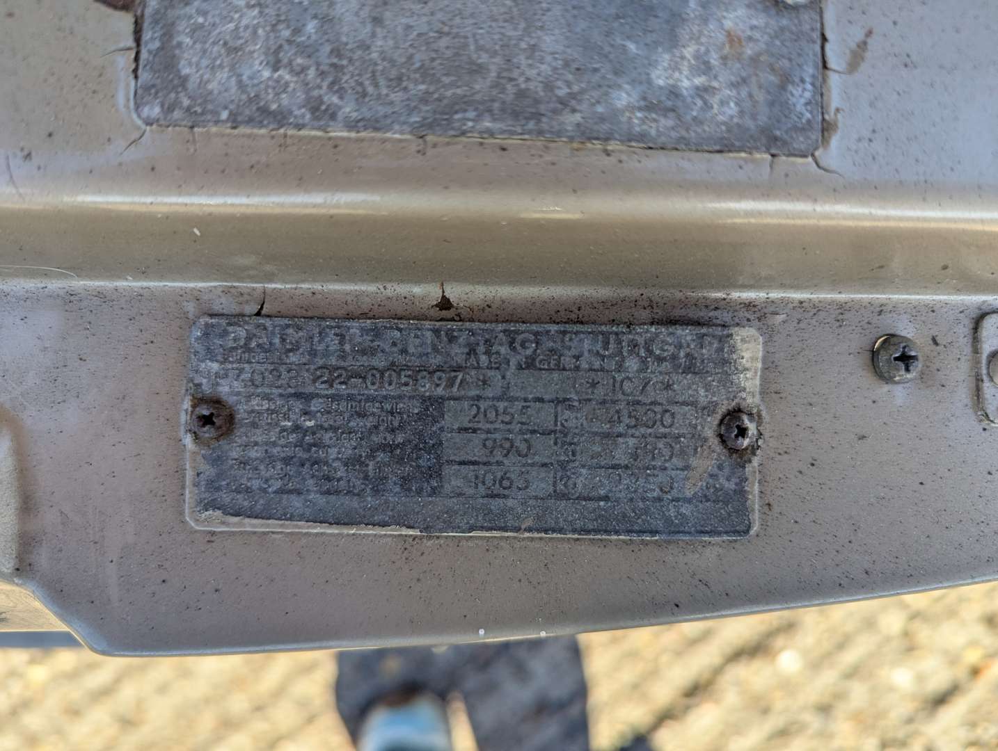 <p>1973 MERCEDES C107 350 SLC AUTO</p>