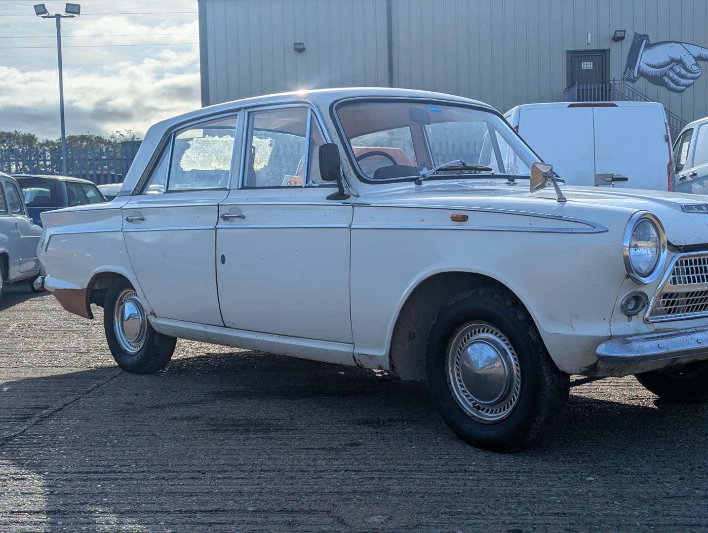 <p>1964 FORD CORTINA ‘SUPER’ MkI</p>