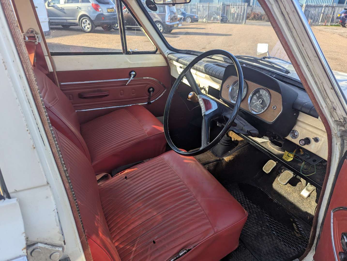 <p>1964 FORD CORTINA ‘SUPER’ MkI</p>