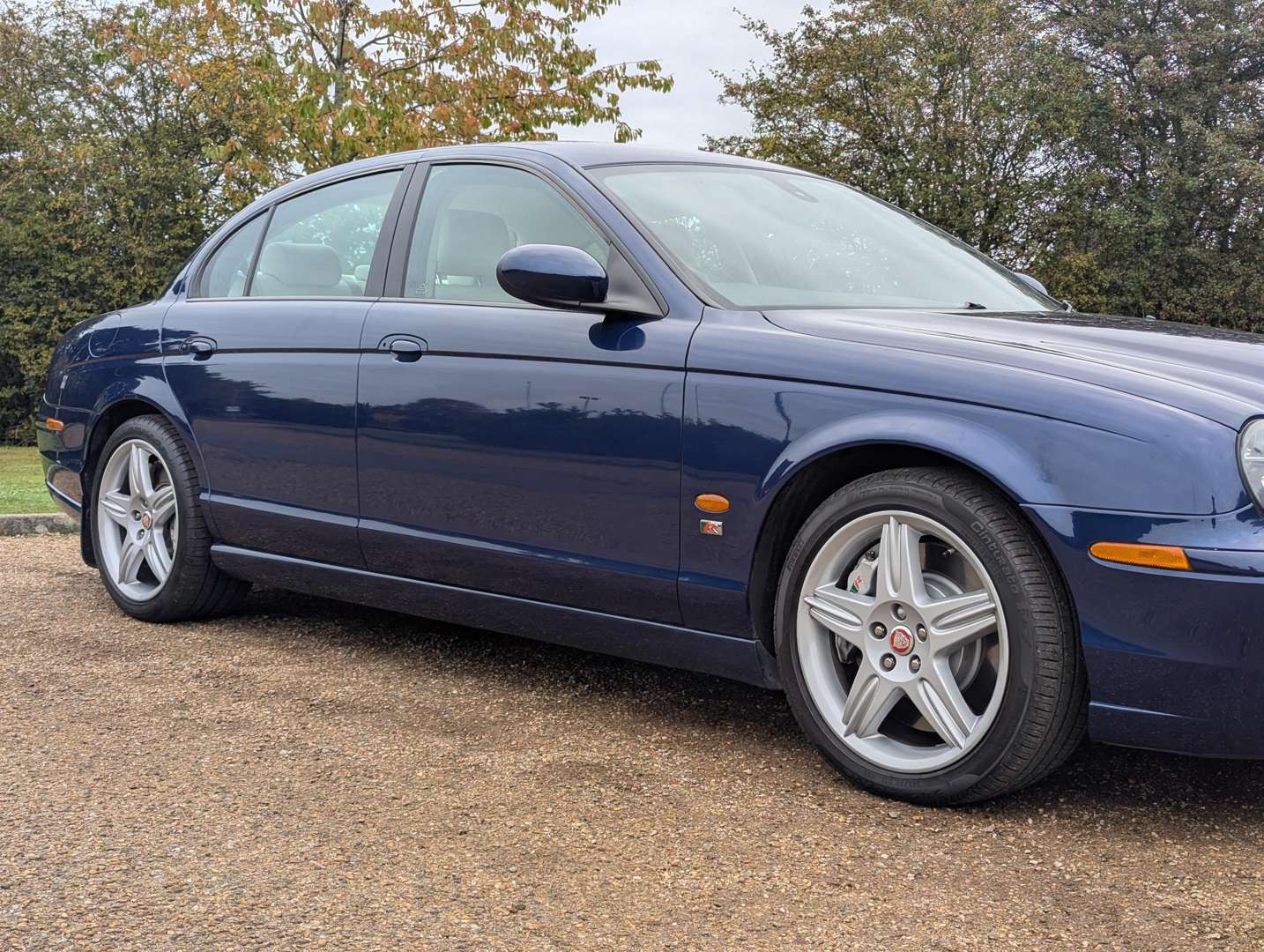 <p>2002 JAGUAR S-TYPE R AUTO</p>