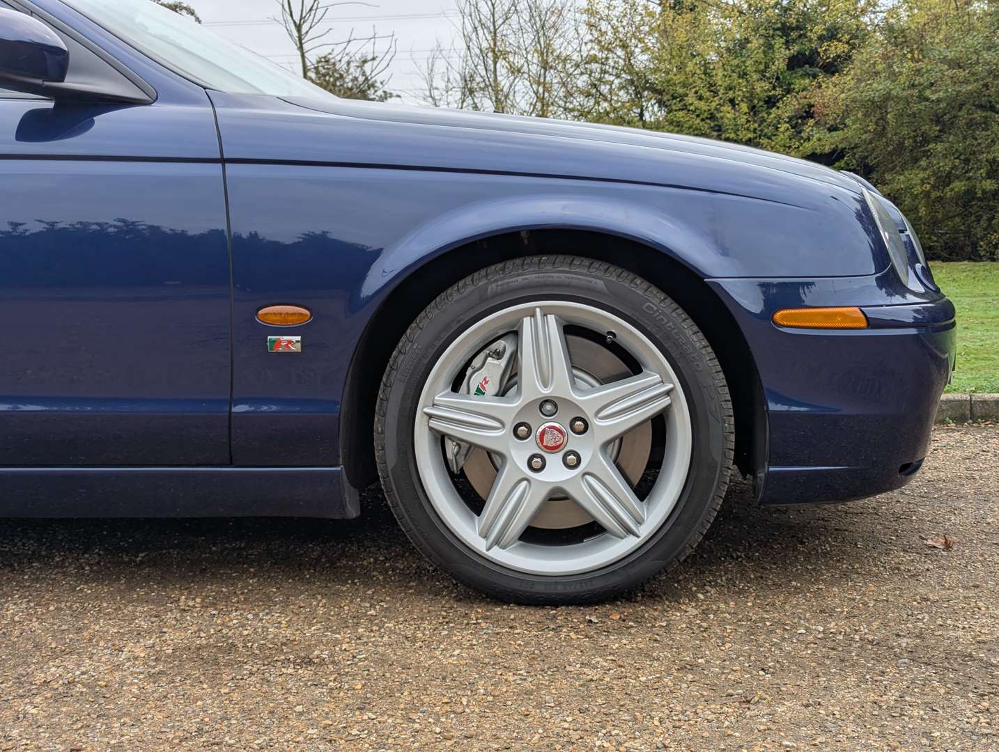 <p>2002 JAGUAR S-TYPE R AUTO</p>