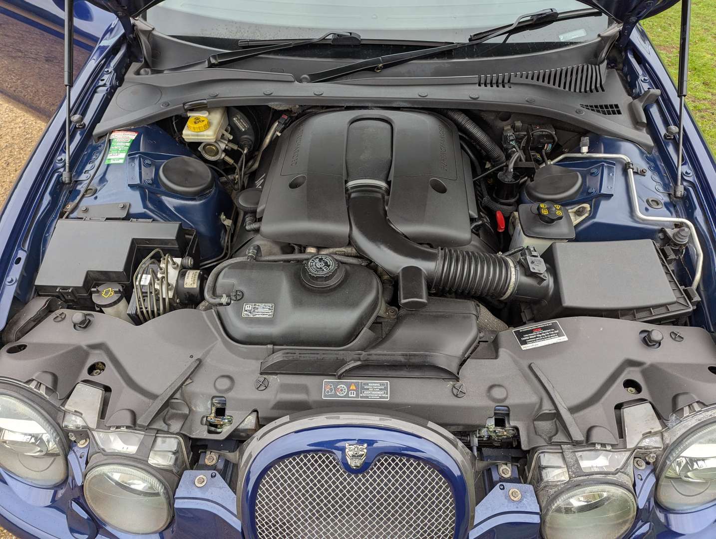 <p>2002 JAGUAR S-TYPE R AUTO</p>