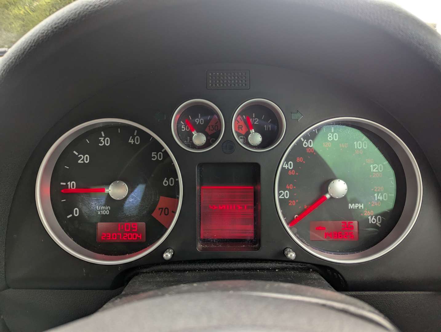 <p>2003 AUDI TT QUATTRO 225 BHP&nbsp;</p>