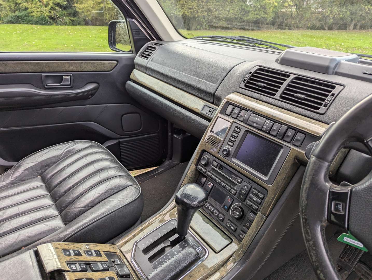 <p>2002 RANGE ROVER P38 WESTMINSTER AUTO</p>