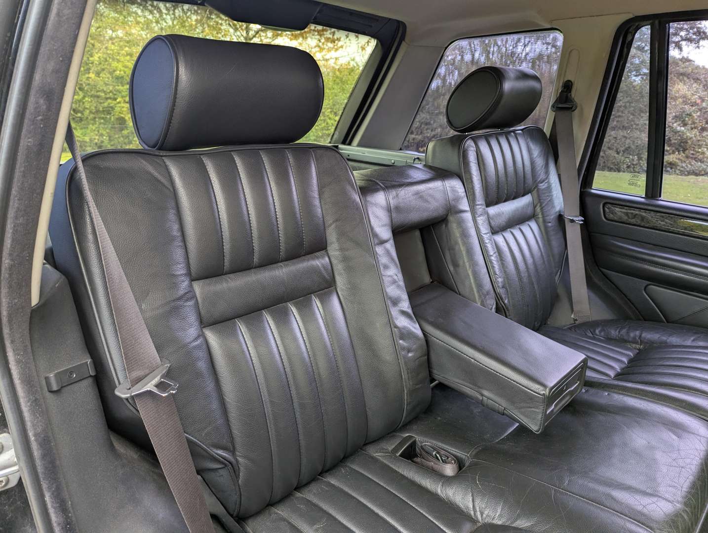 <p>2002 RANGE ROVER P38 WESTMINSTER AUTO</p>