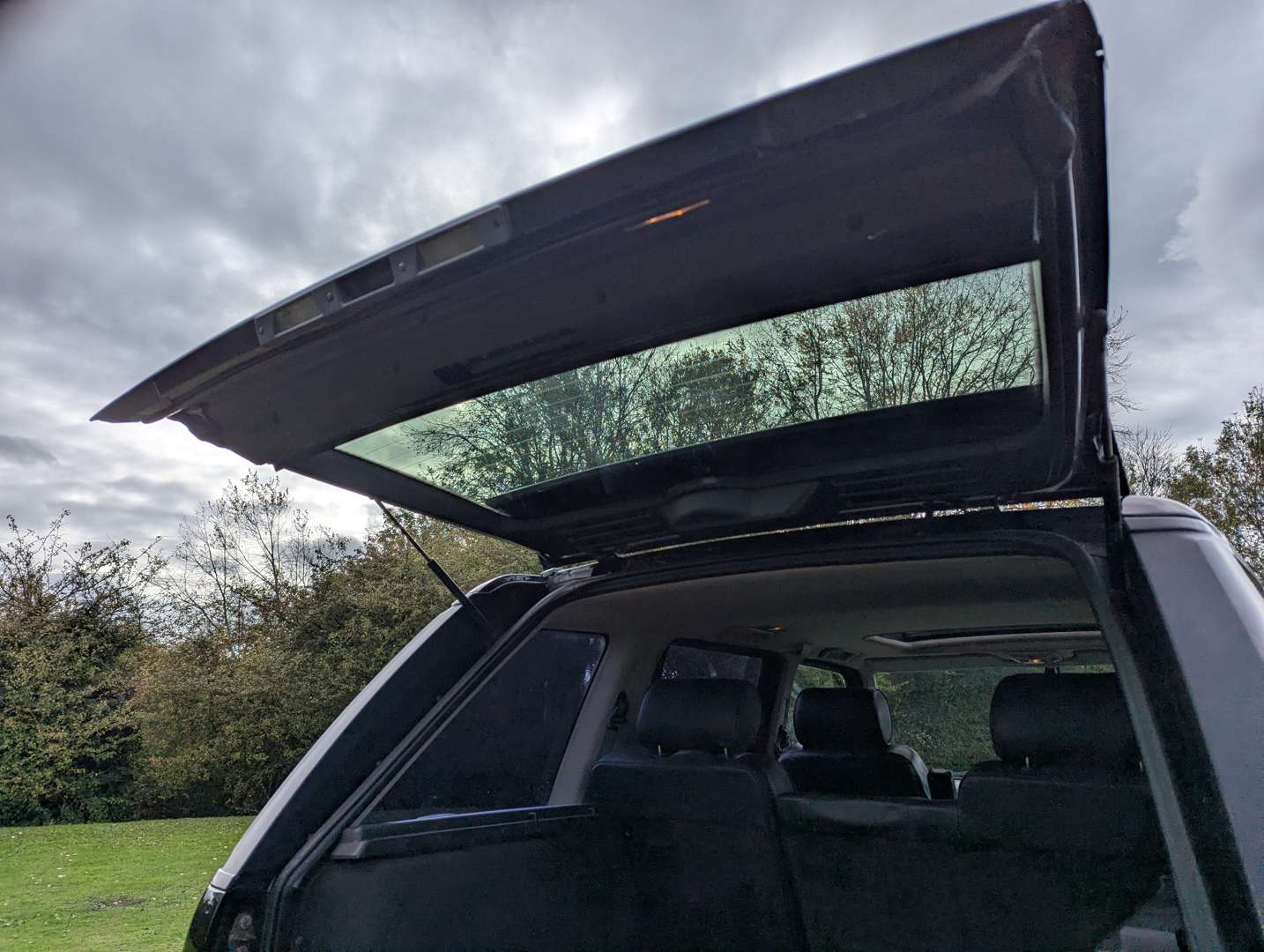 <p>2002 RANGE ROVER P38 WESTMINSTER AUTO</p>