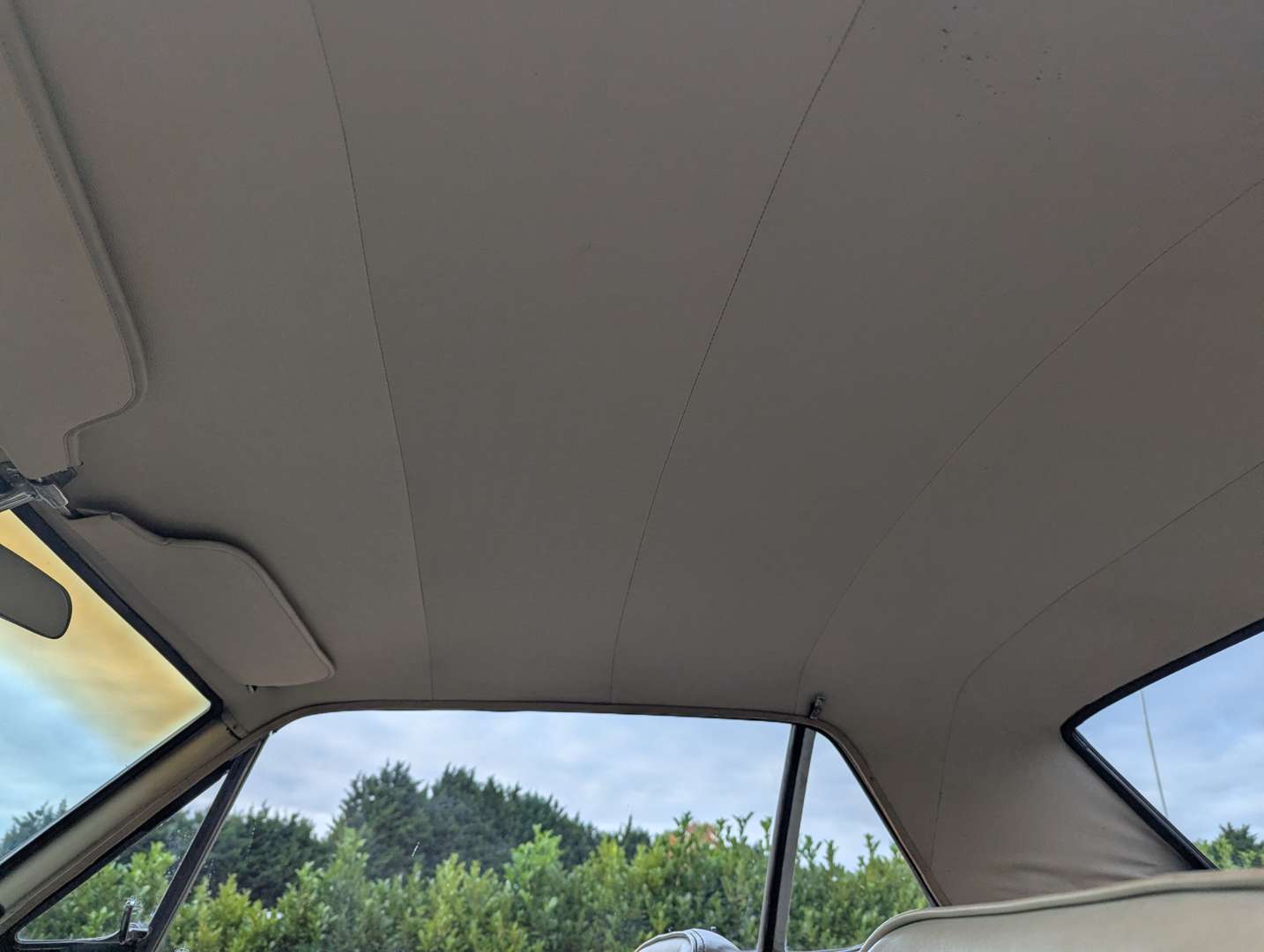 <p>1966 FORD MUSTANG 4.7 AUTO LHD</p>