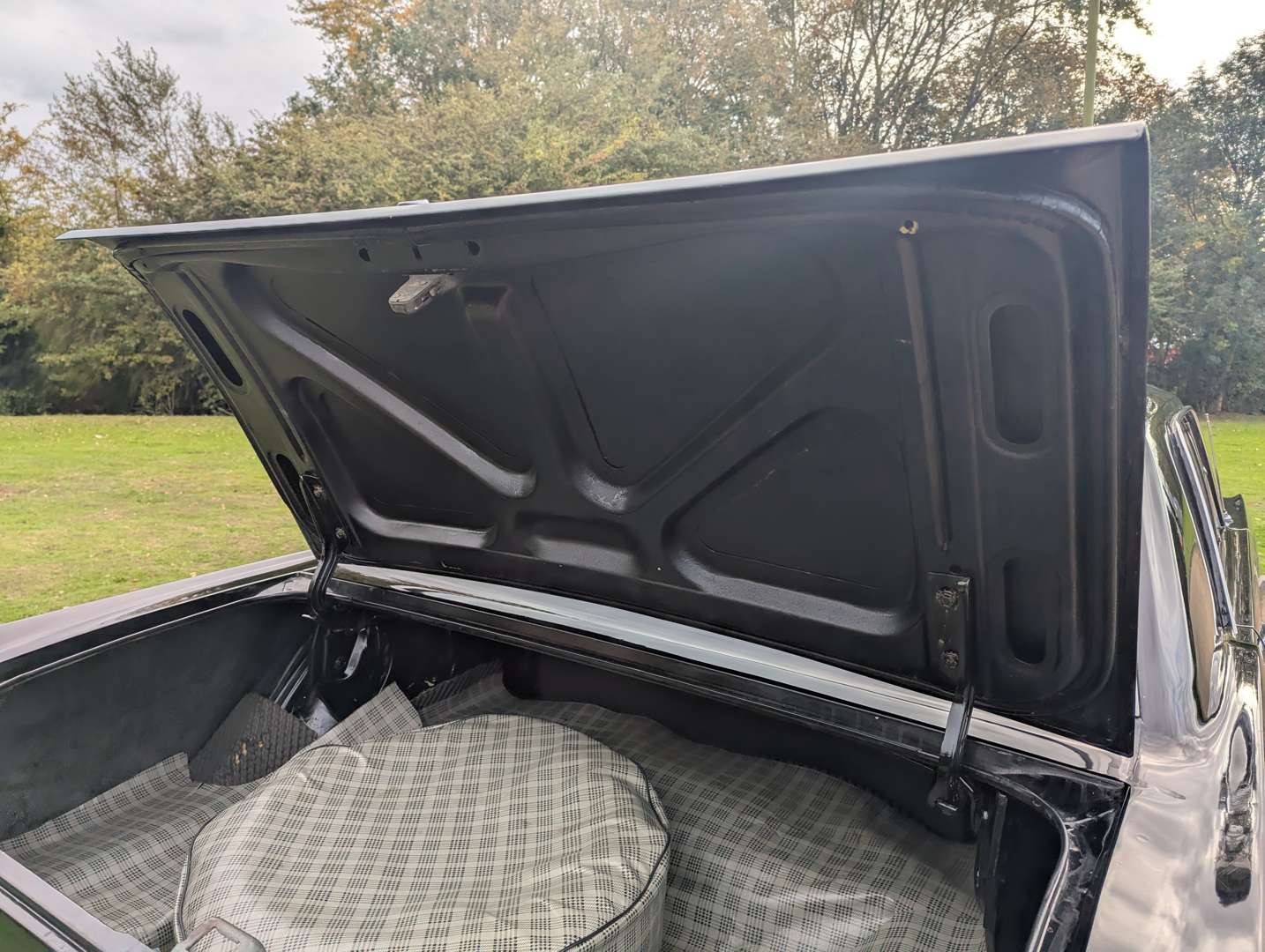 <p>1966 FORD MUSTANG 4.7 AUTO LHD</p>