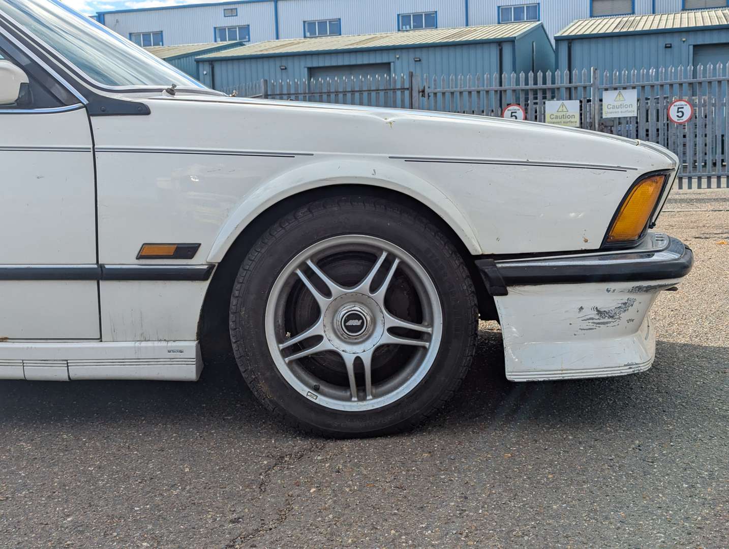 <p>1985 BMW M635 CSI MANUAL</p>