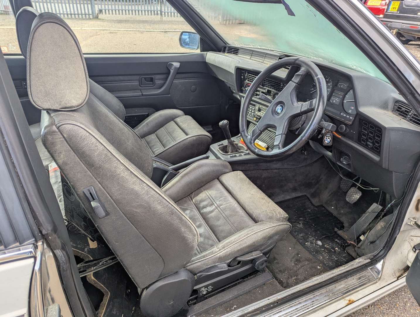 <p>1985 BMW M635 CSI MANUAL</p>