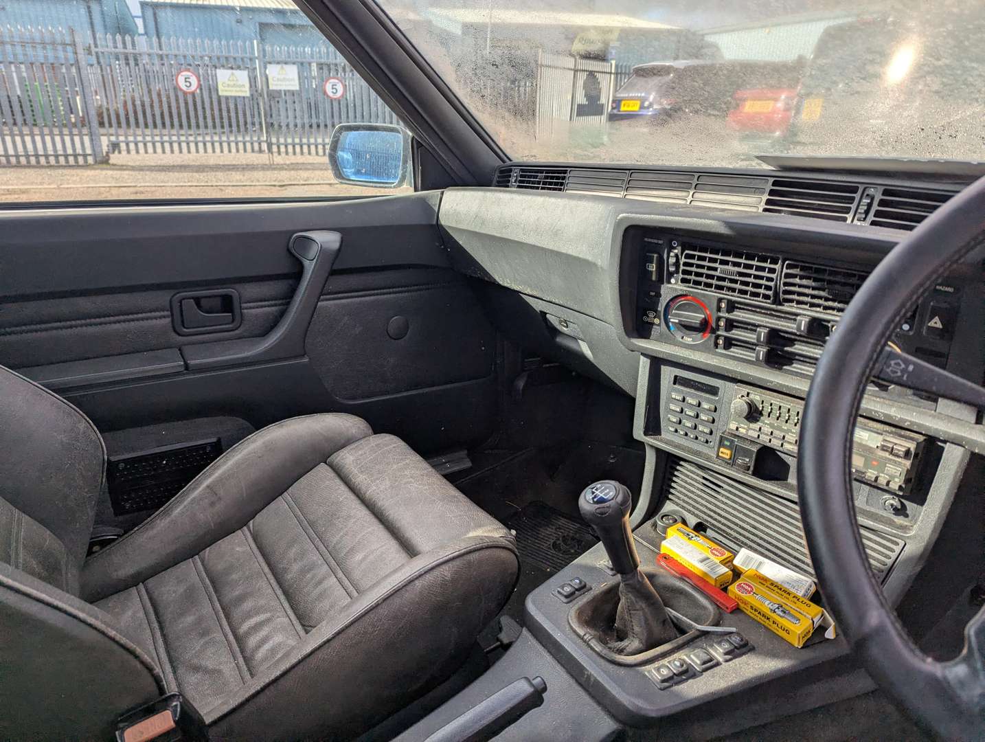 <p>1985 BMW M635 CSI MANUAL</p>