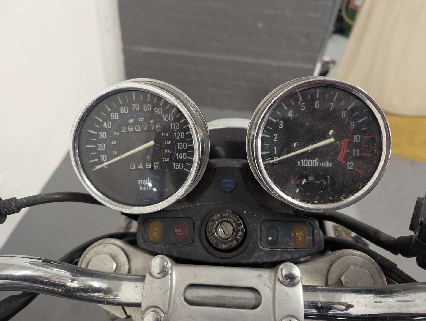 <p>1994 KAWASAKI ZEPHYR 750</p>