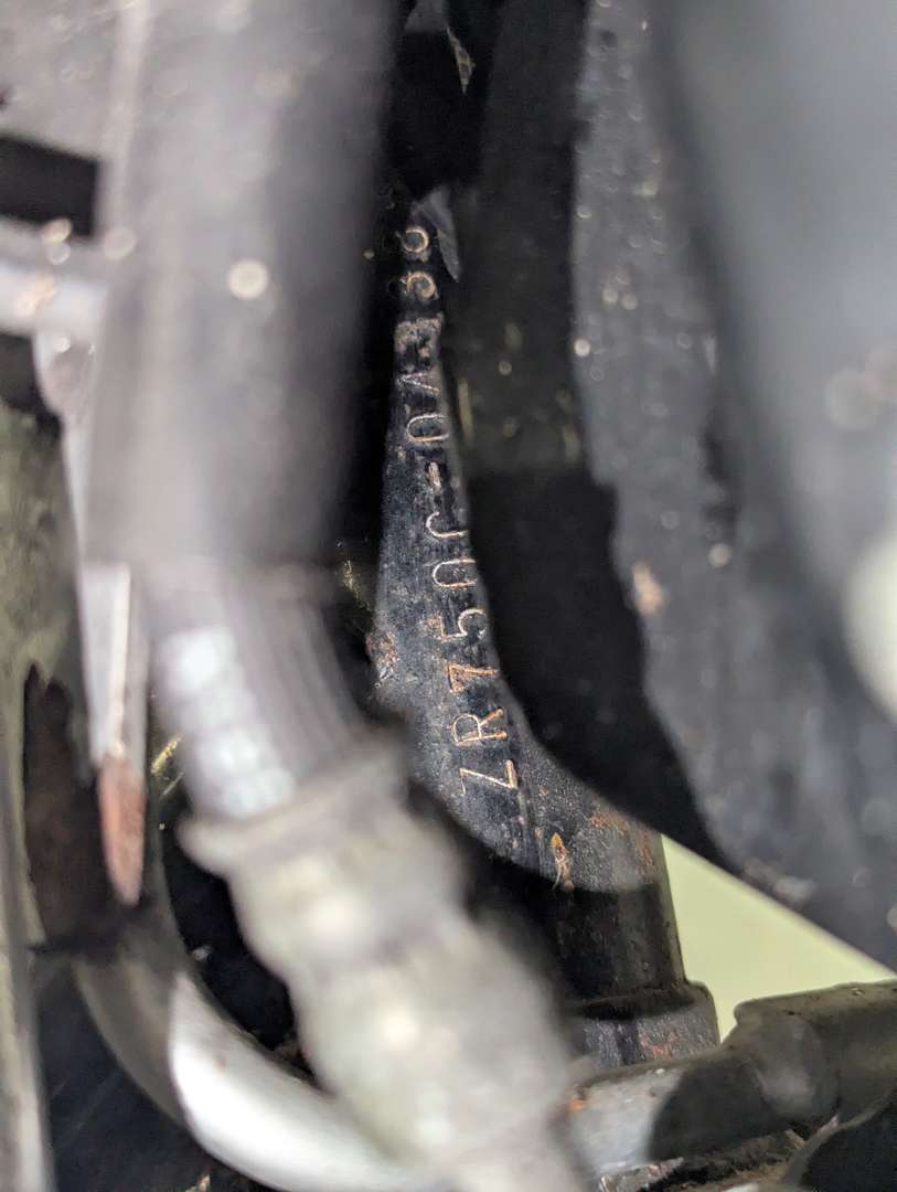 <p>1994 KAWASAKI ZEPHYR 750</p>