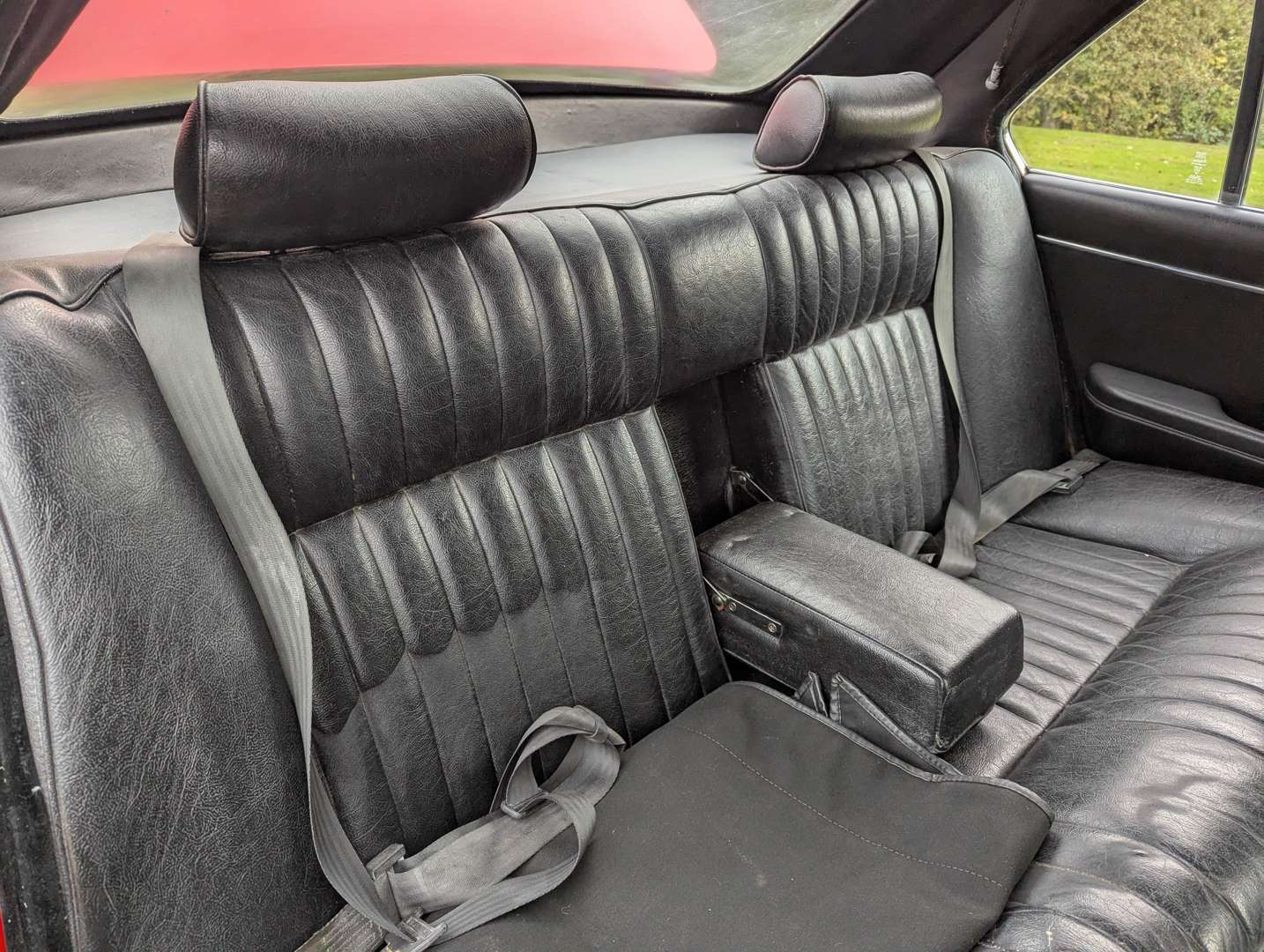 <p>1982 JAGUAR XJ6 3.4 AUTO CONVERTIBLE</p>