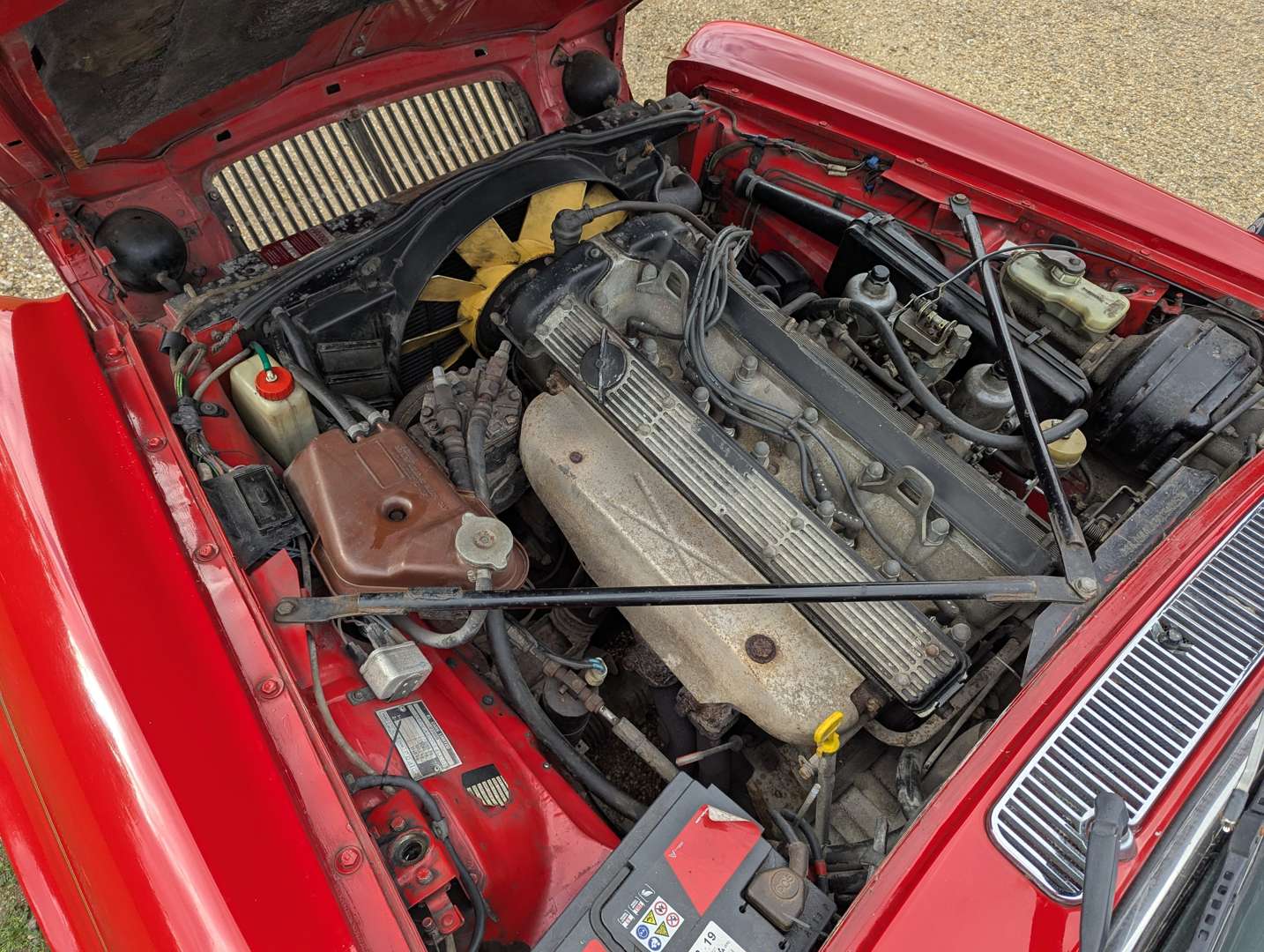 <p>1982 JAGUAR XJ6 3.4 AUTO CONVERTIBLE</p>