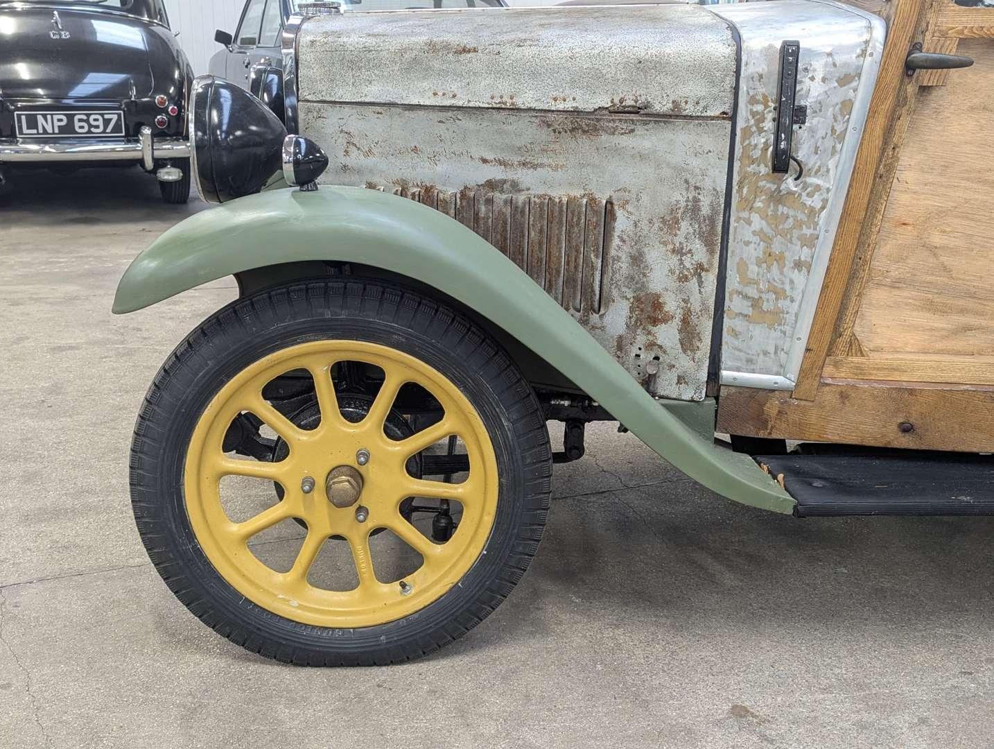 <p>1929 TRIUMPH SEVEN CONVERTIBLE</p>