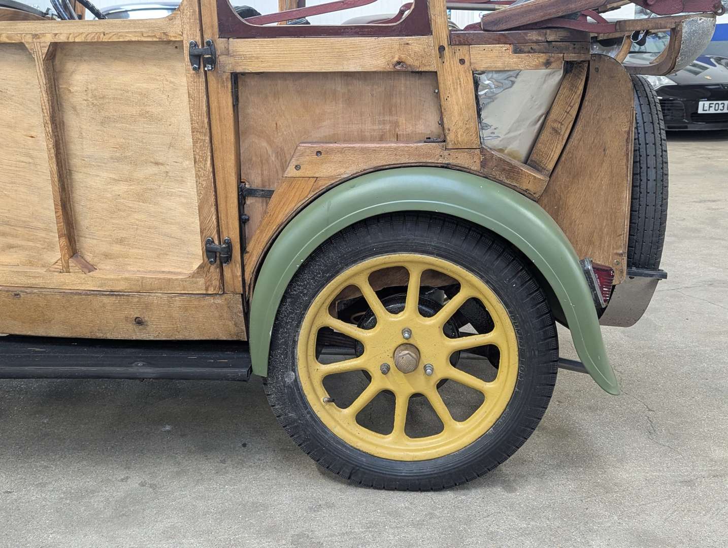 <p>1929 TRIUMPH SEVEN CONVERTIBLE</p>