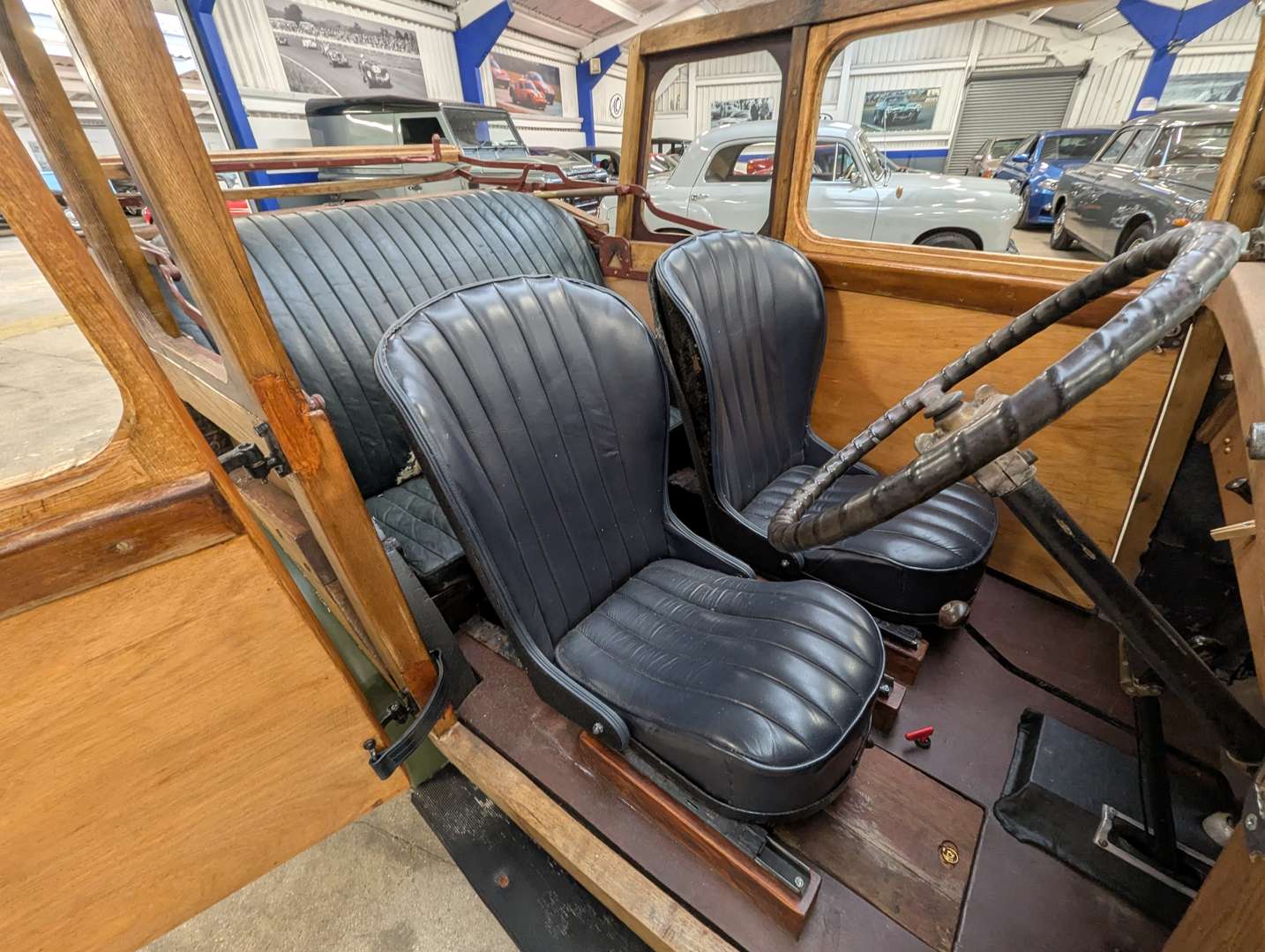 <p>1929 TRIUMPH SEVEN CONVERTIBLE</p>