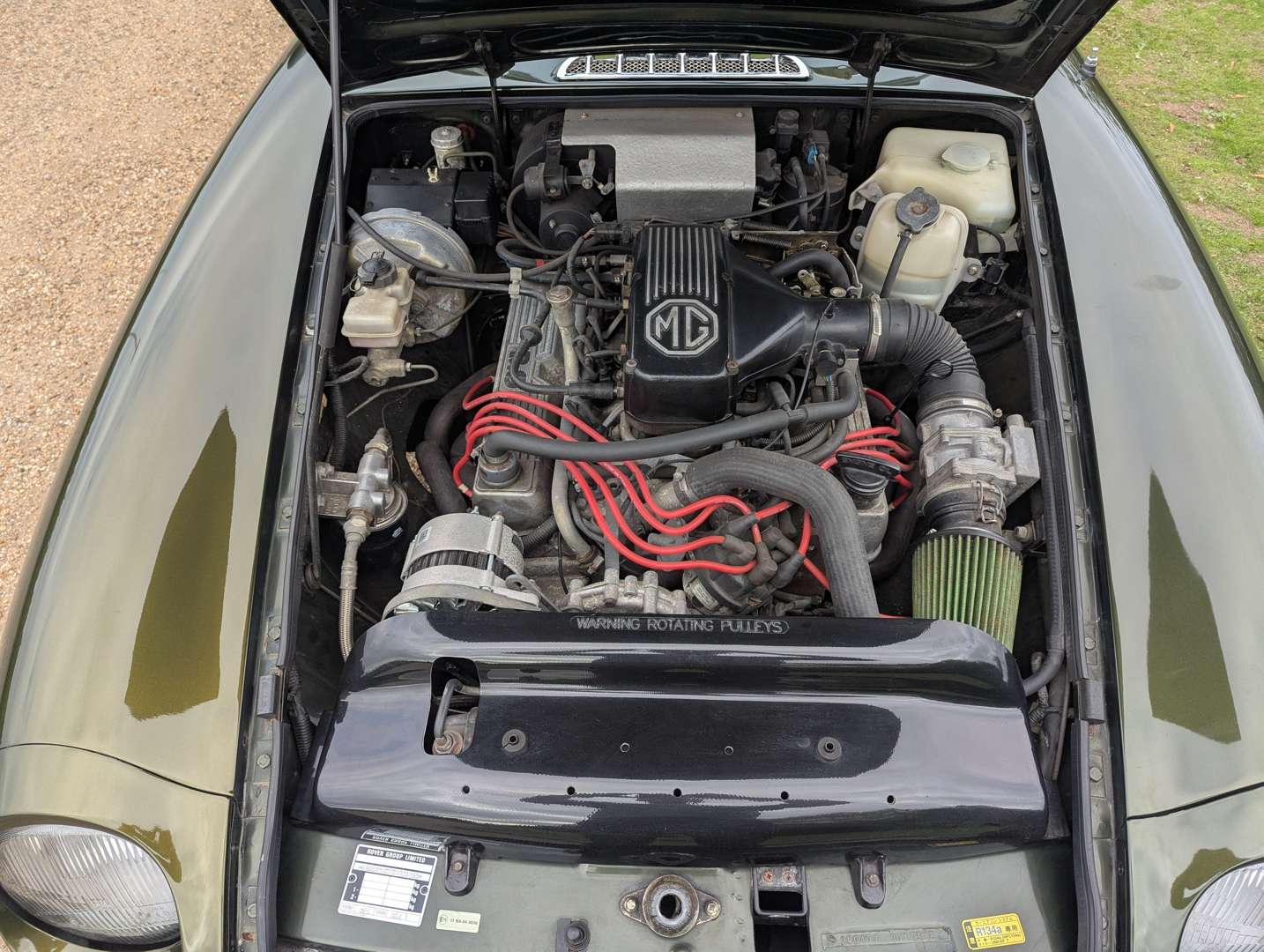 <p>1996 MG R V8 ROADSTER</p>