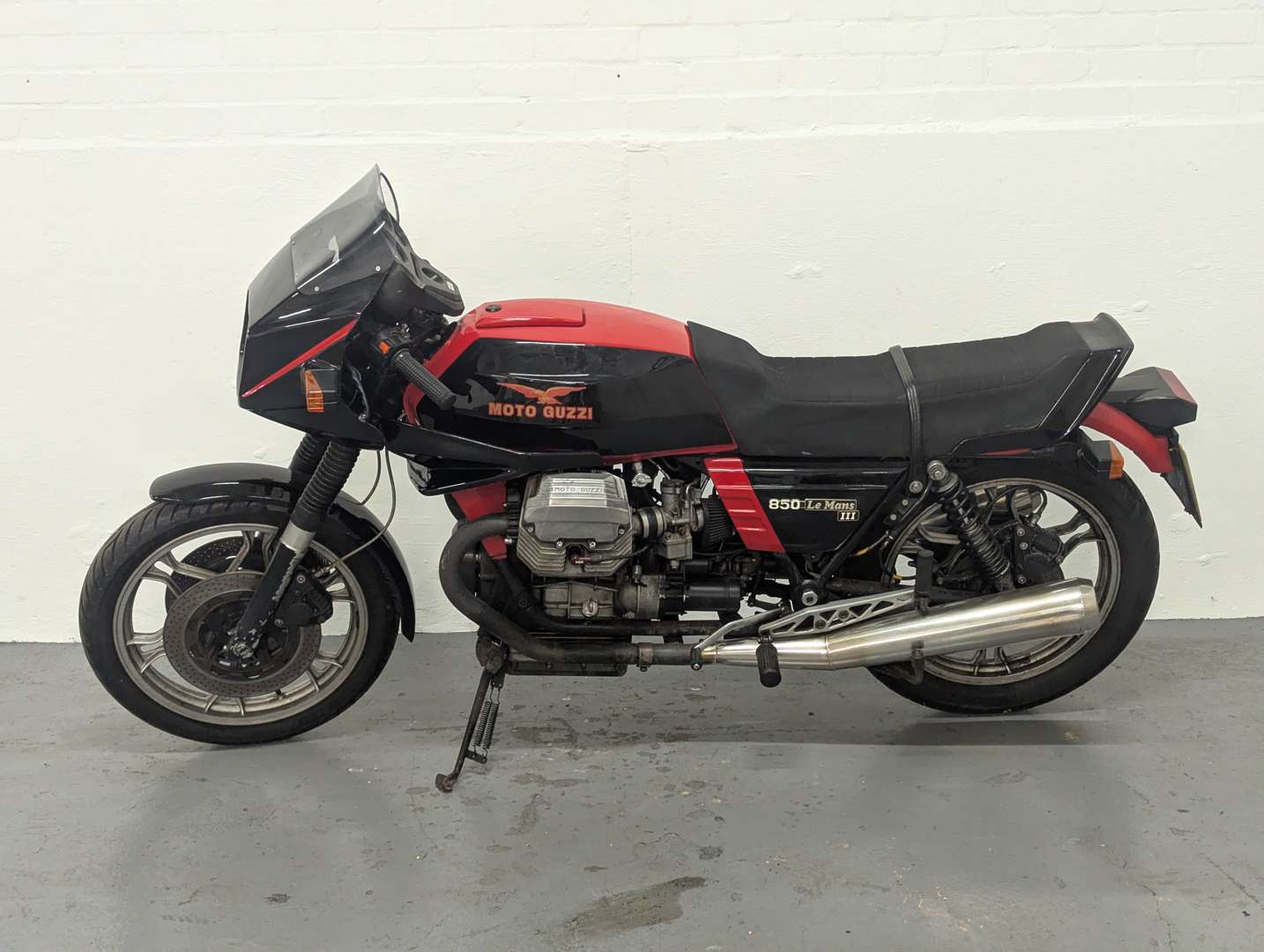 <p>1982 MOTO GUZZI LE MANS 111</p>