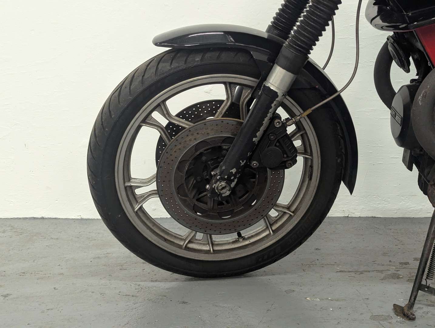 <p>1982 MOTO GUZZI LE MANS 111</p>