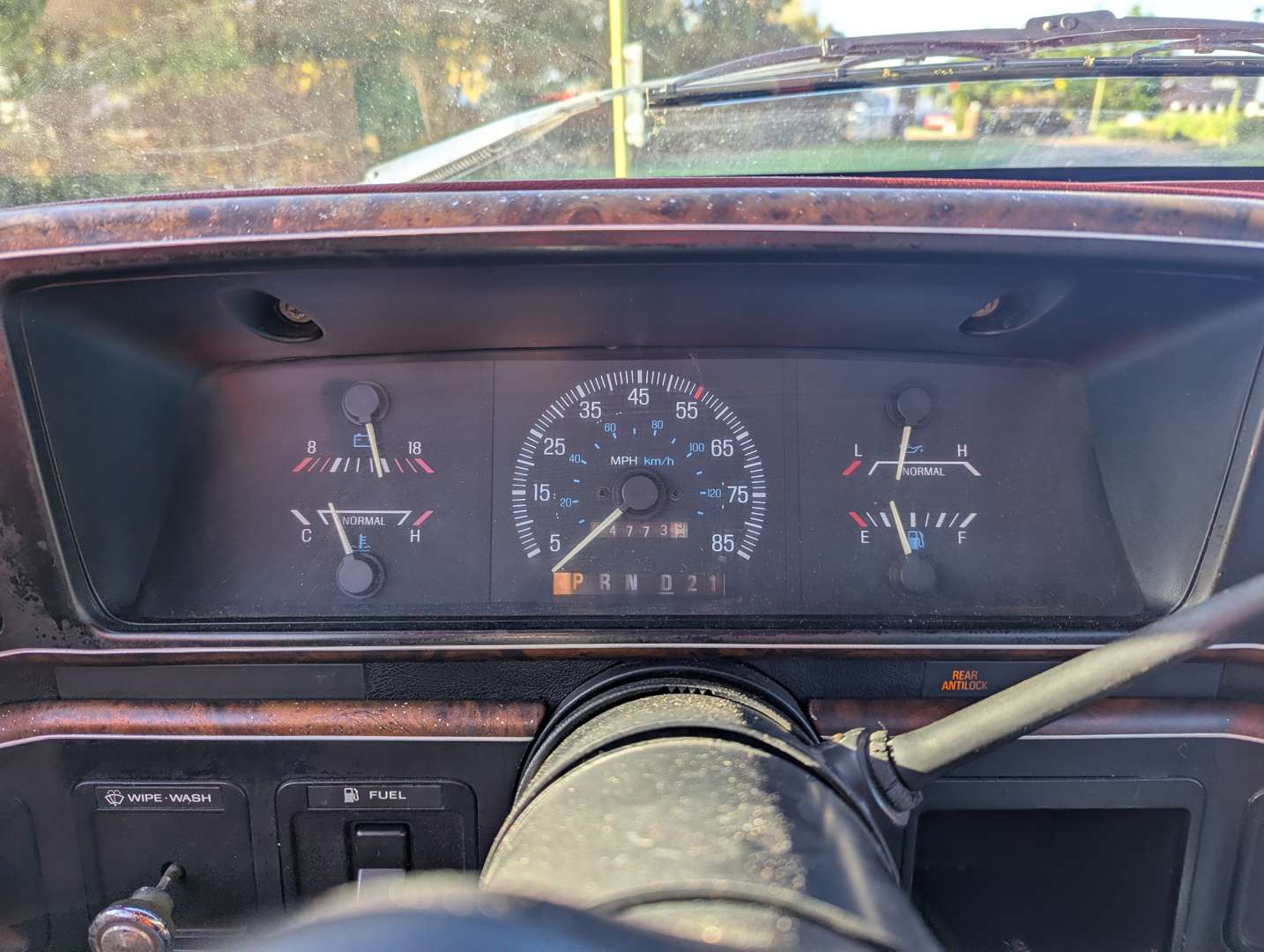 <p>1987 FORD F250 TRUCK LHD</p>