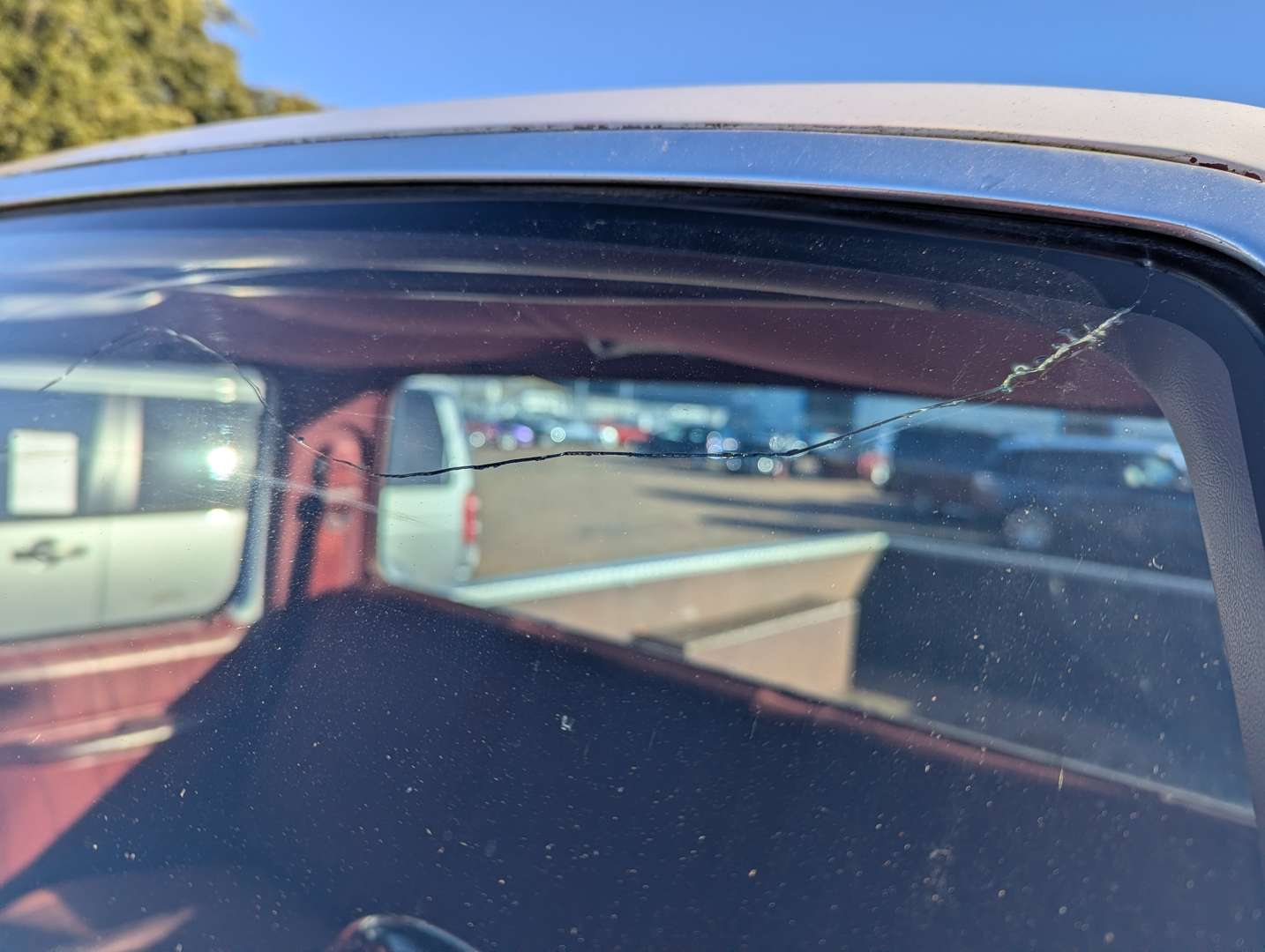 <p>1987 FORD F250 TRUCK LHD</p>