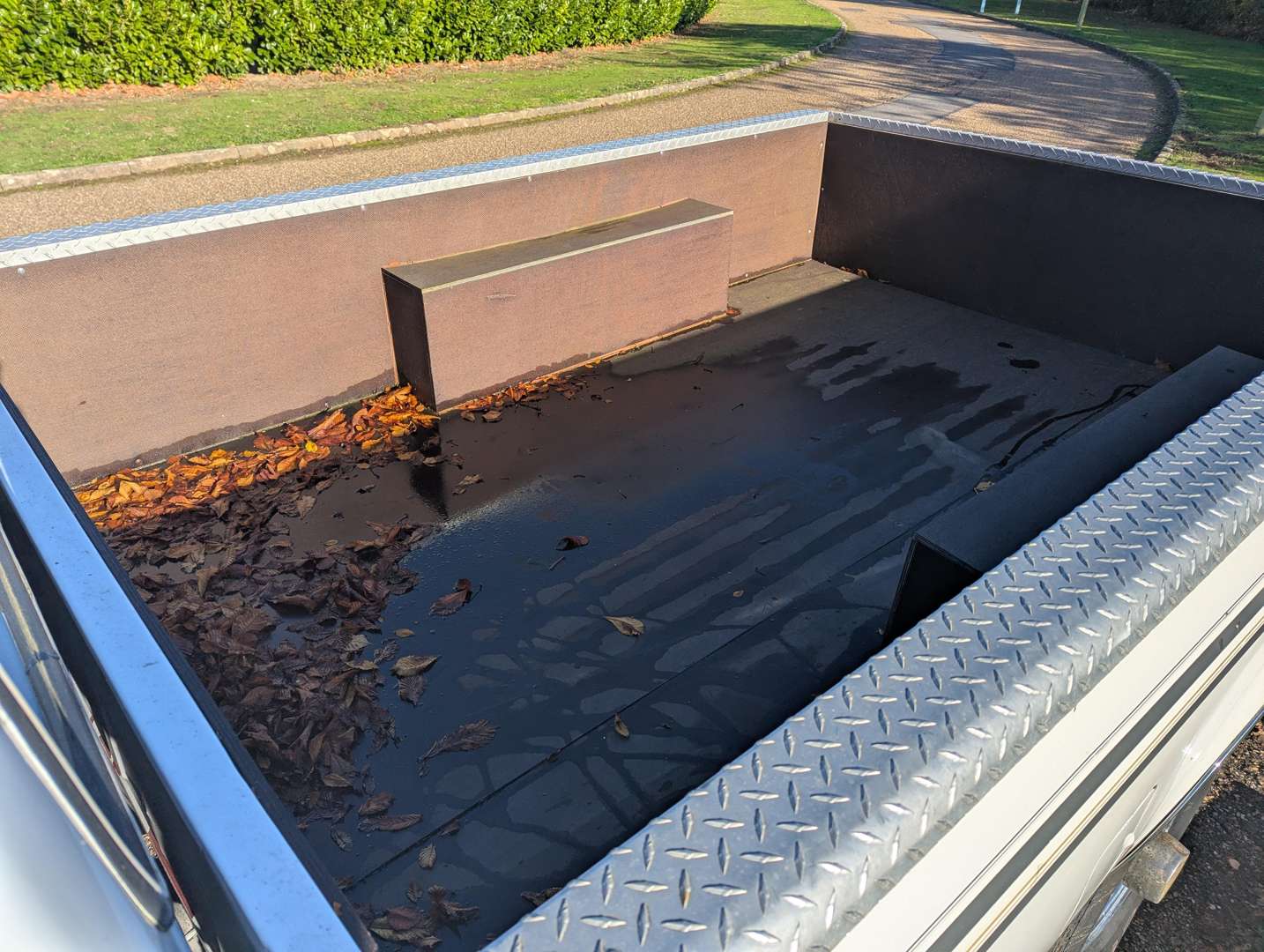 <p>1987 FORD F250 TRUCK LHD</p>