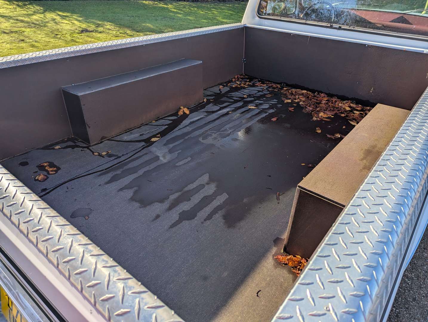 <p>1987 FORD F250 TRUCK LHD</p>