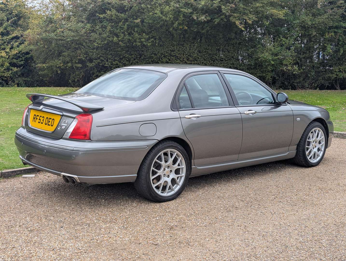 <p>2003 MG ZT SE 260 V8 - 24,271 MILES</p>