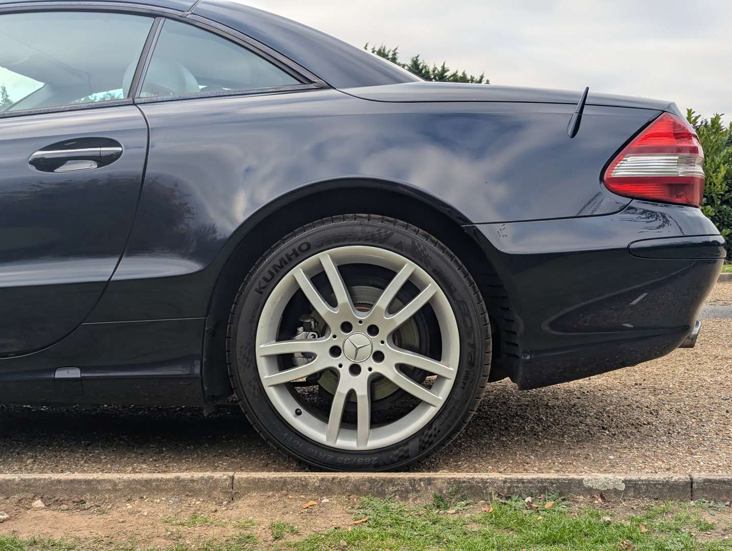 <p>2006 MERCEDES SL350 AUTO</p>