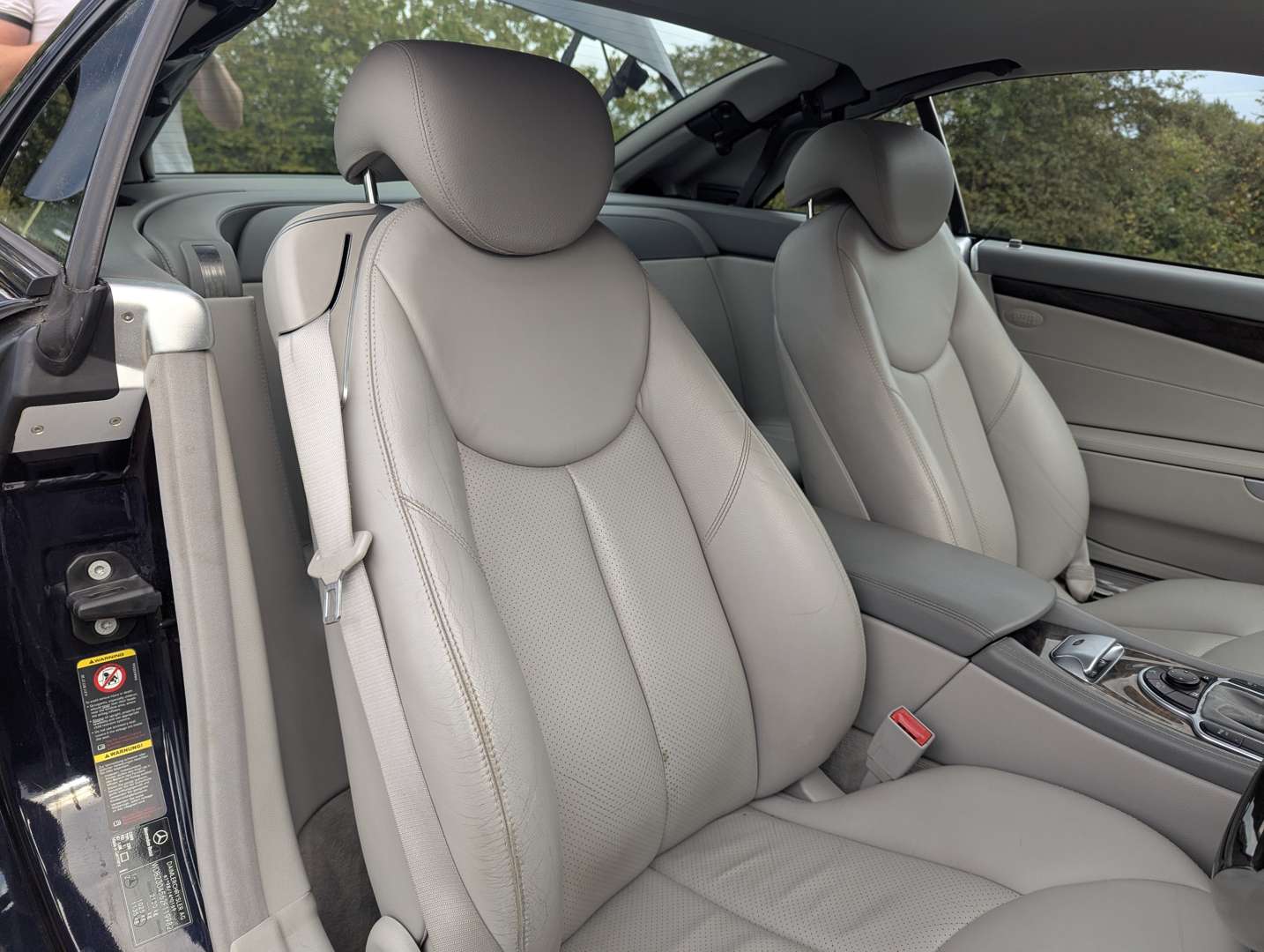 <p>2006 MERCEDES SL350 AUTO</p>