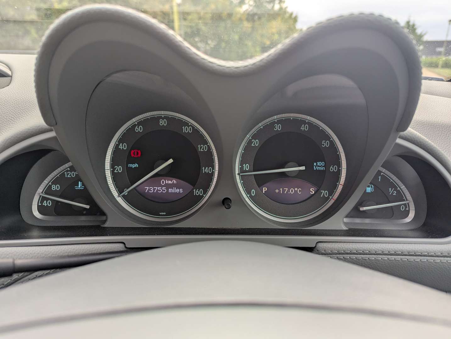 <p>2006 MERCEDES SL350 AUTO</p>