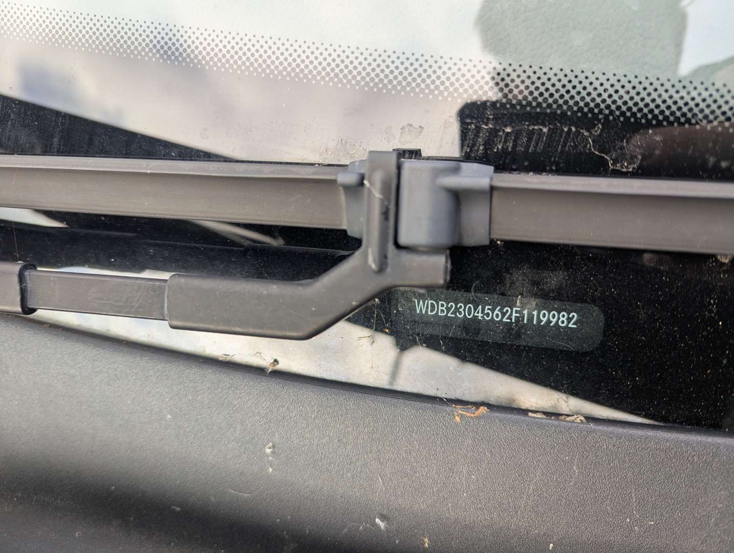 <p>2006 MERCEDES SL350 AUTO</p>