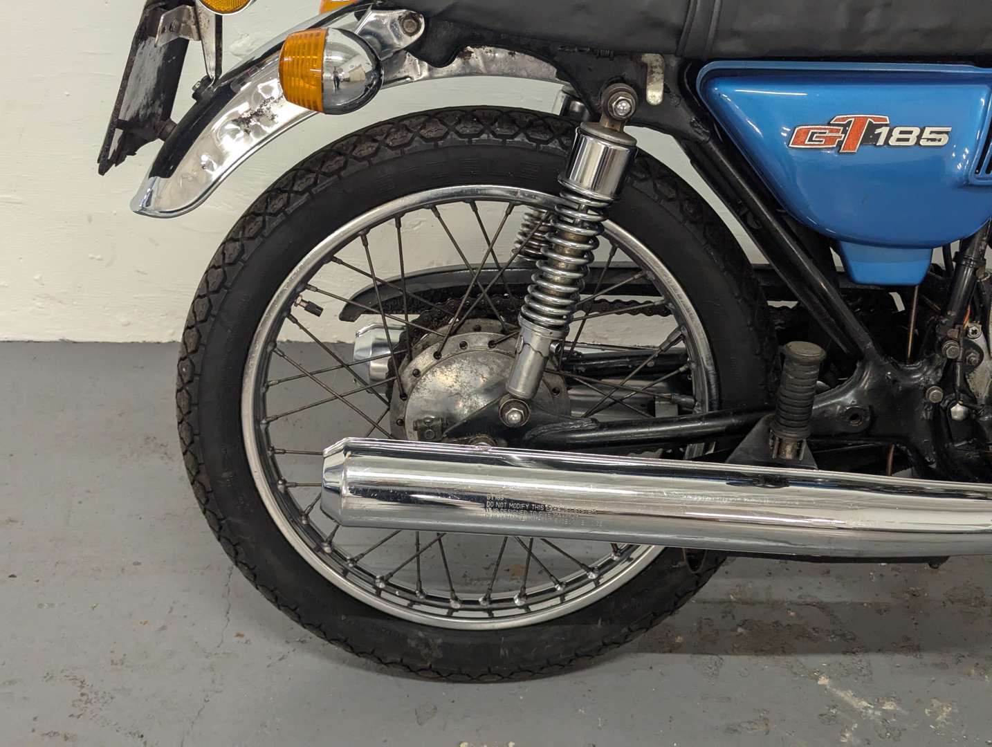 <p>1974 SUZUKI GT 185</p>