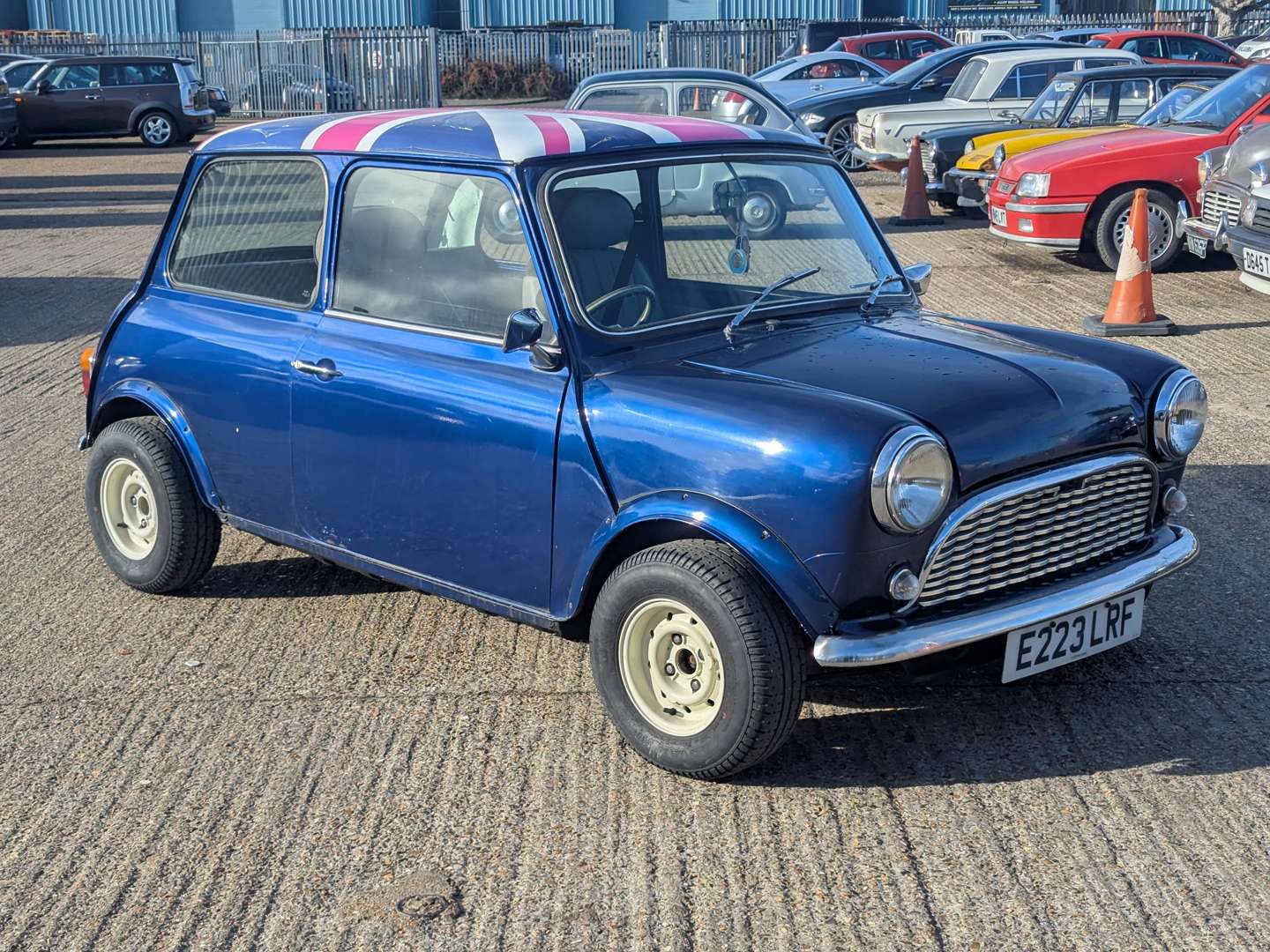 <p>1988 AUSTIN MINI MAYFAIR</p>