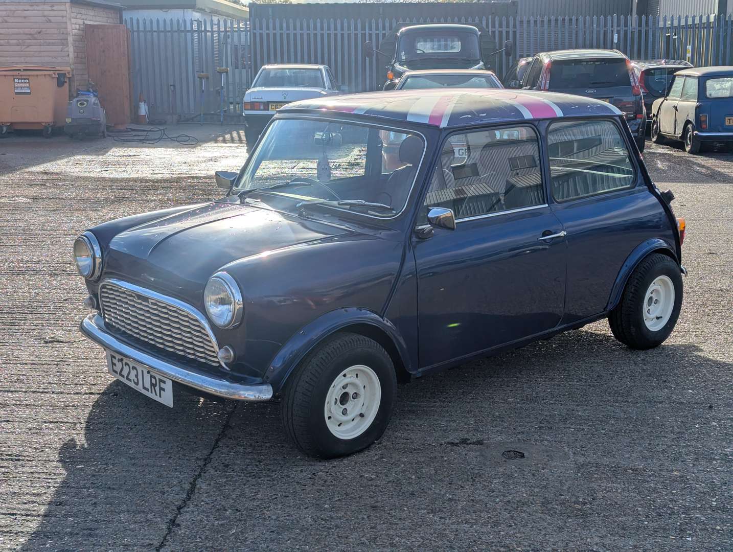 <p>1988 AUSTIN MINI MAYFAIR</p>