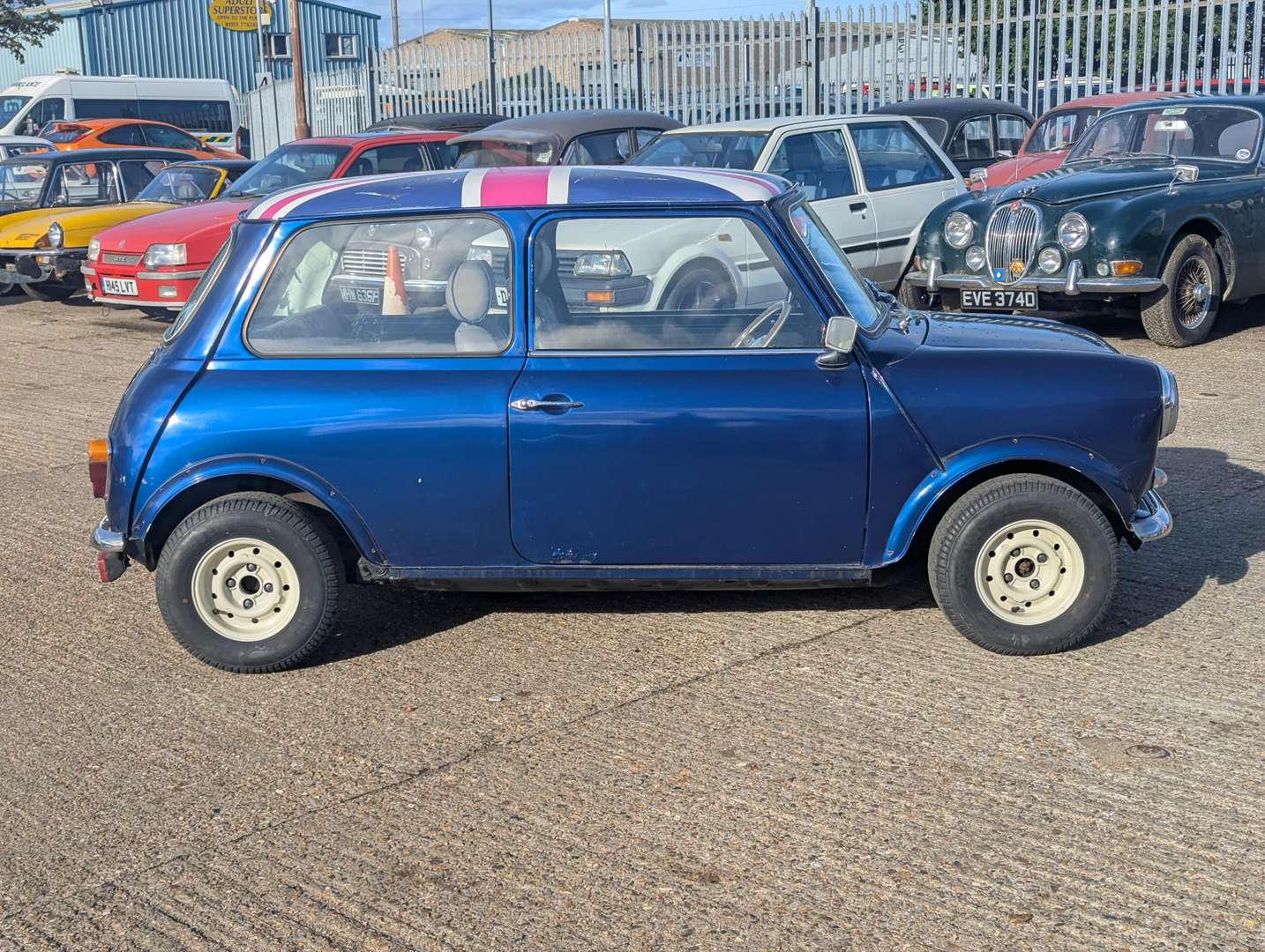 <p>1988 AUSTIN MINI MAYFAIR</p>