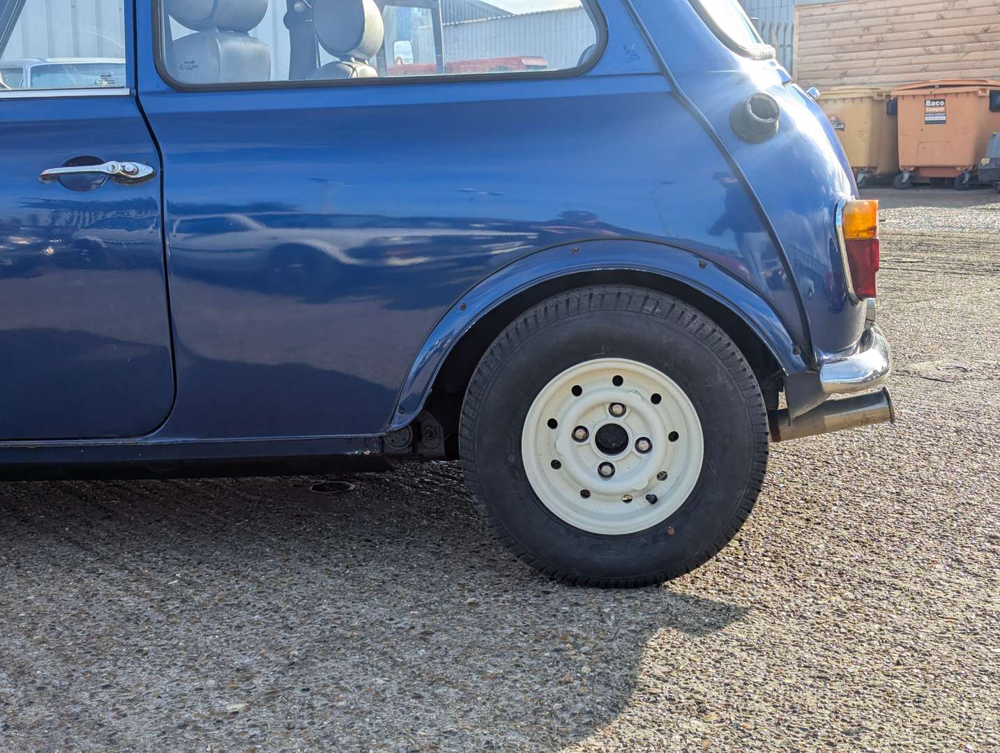 <p>1988 AUSTIN MINI MAYFAIR</p>