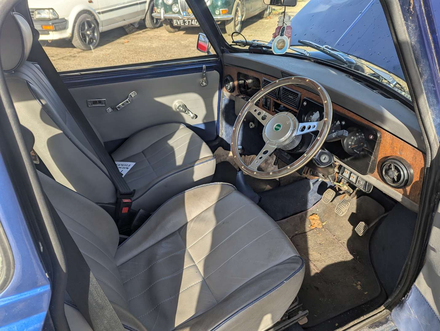 <p>1988 AUSTIN MINI MAYFAIR</p>