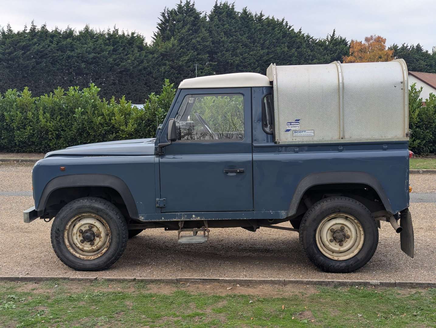 <p>1996 LAND ROVER DEFENDER 90 TDI</p>